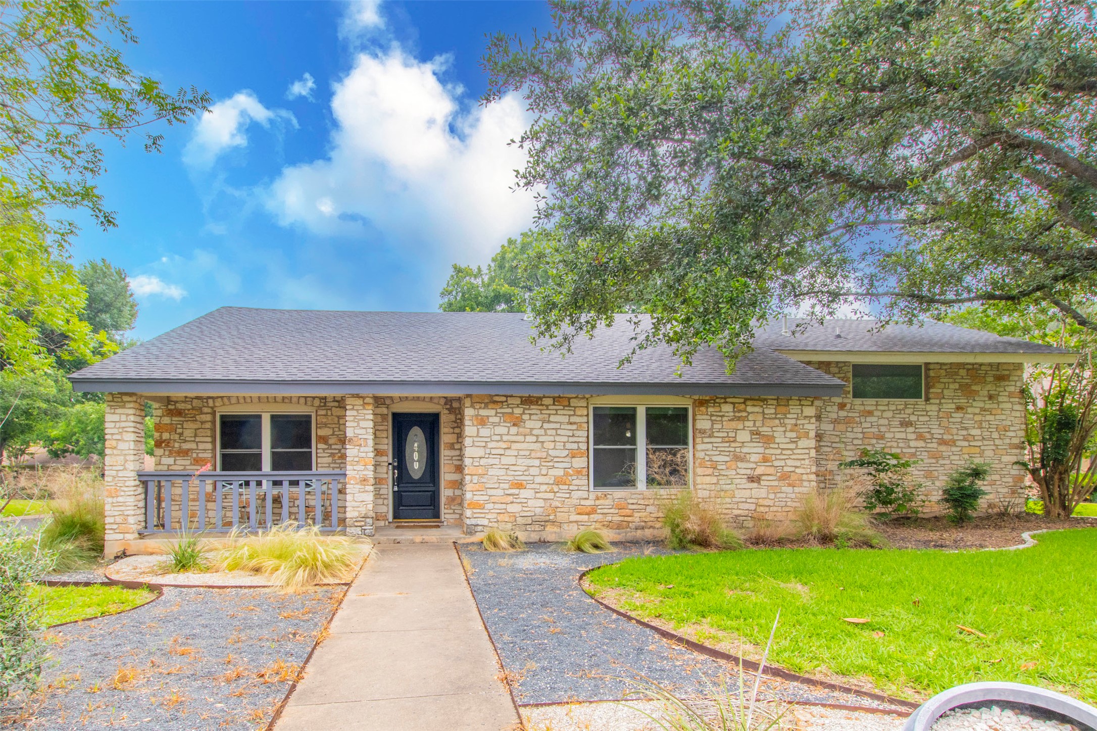 2400 Braemar CV — photo
