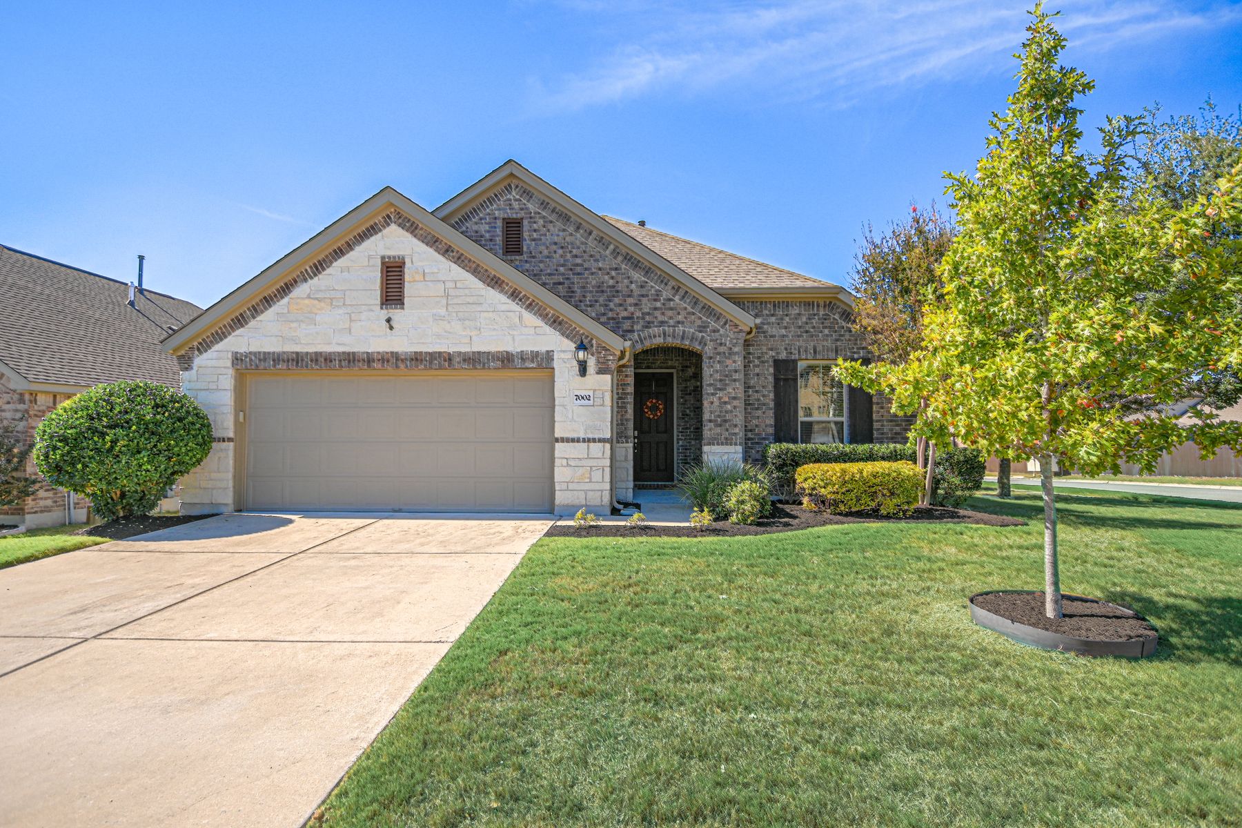 7002 Etna Way — photo