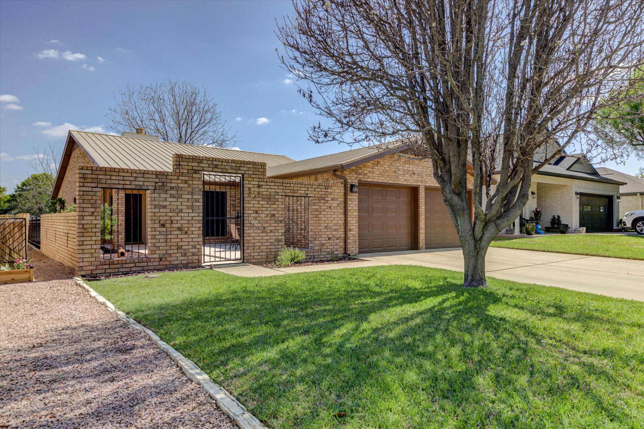 115 Firestone Pl — photo