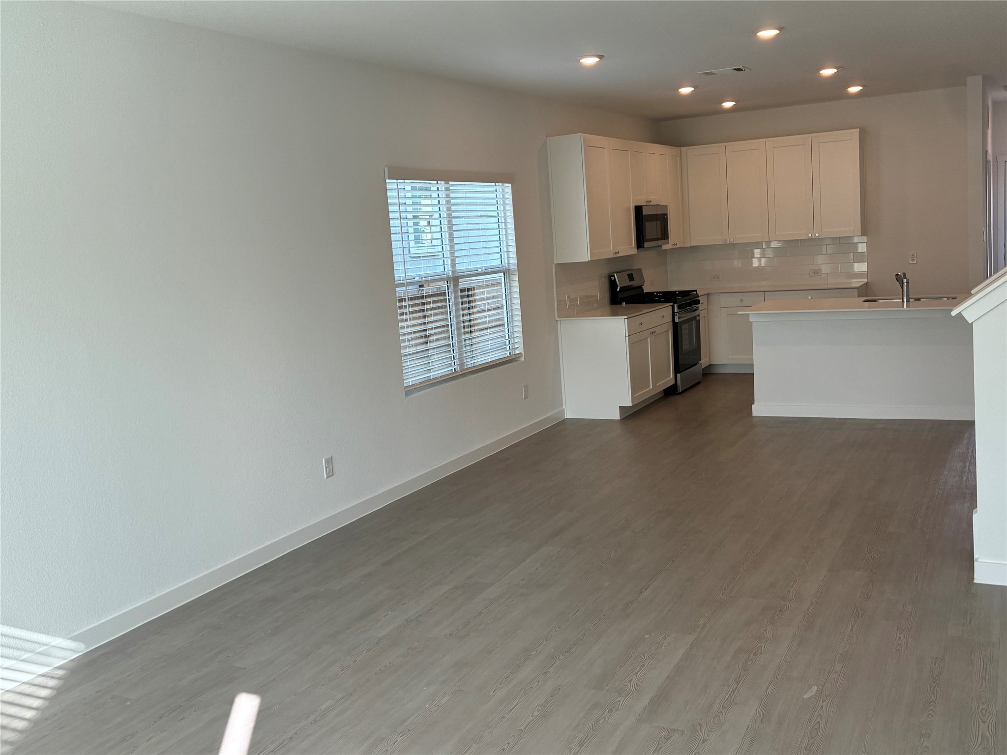 165 Parsons, Kyle, TX 78640 — photo 2