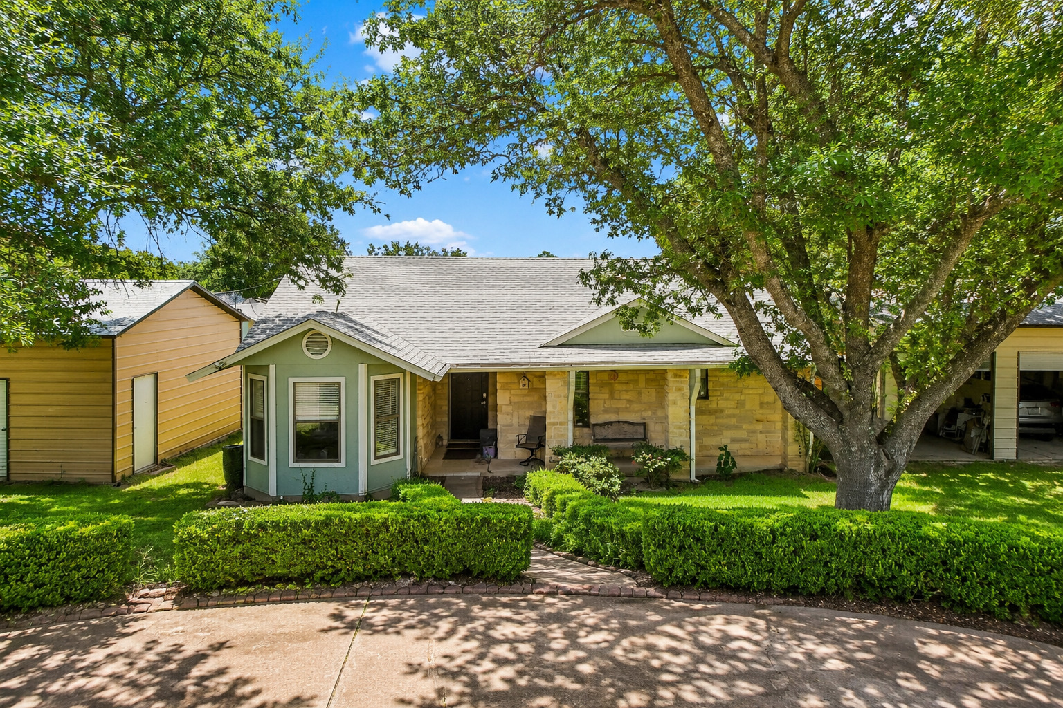 508 River Hills Dr — photo