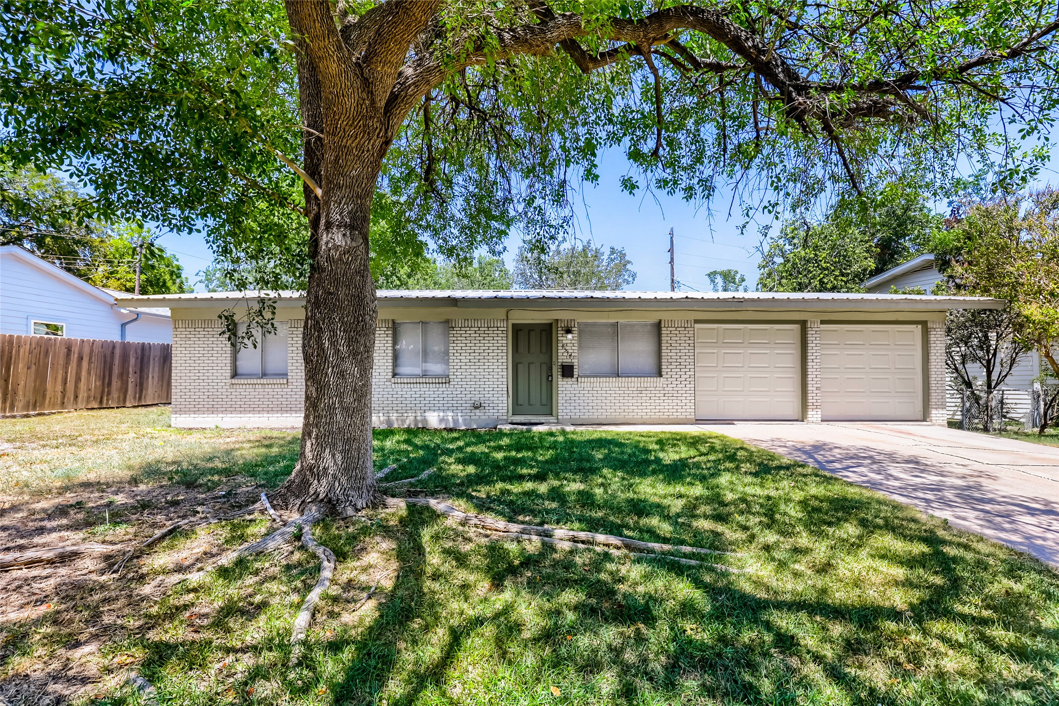 8518 Brookfield Dr — photo