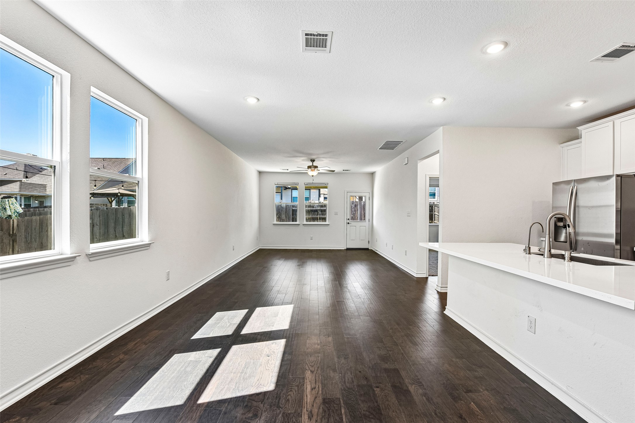 140 Lemonball Dr — photo