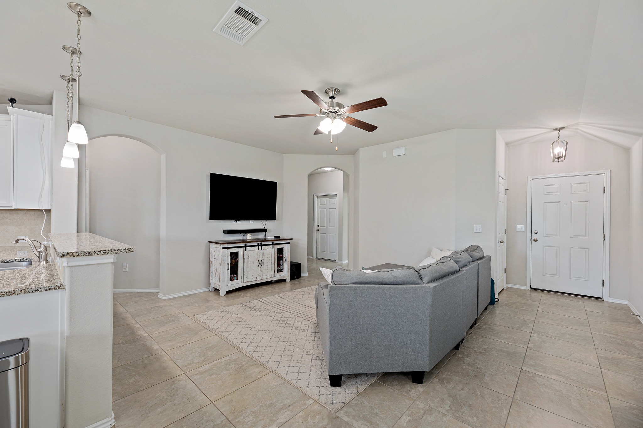 382 Limerick Road, Buda, TX 78610 — photo 3