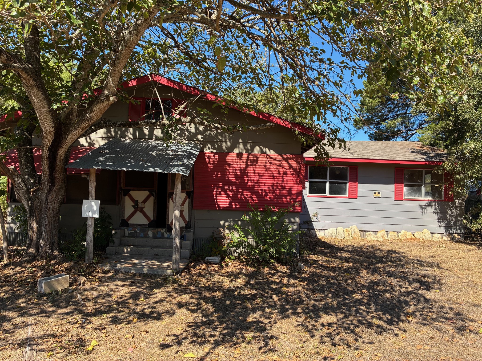 116 Flaming Oak Dr — photo
