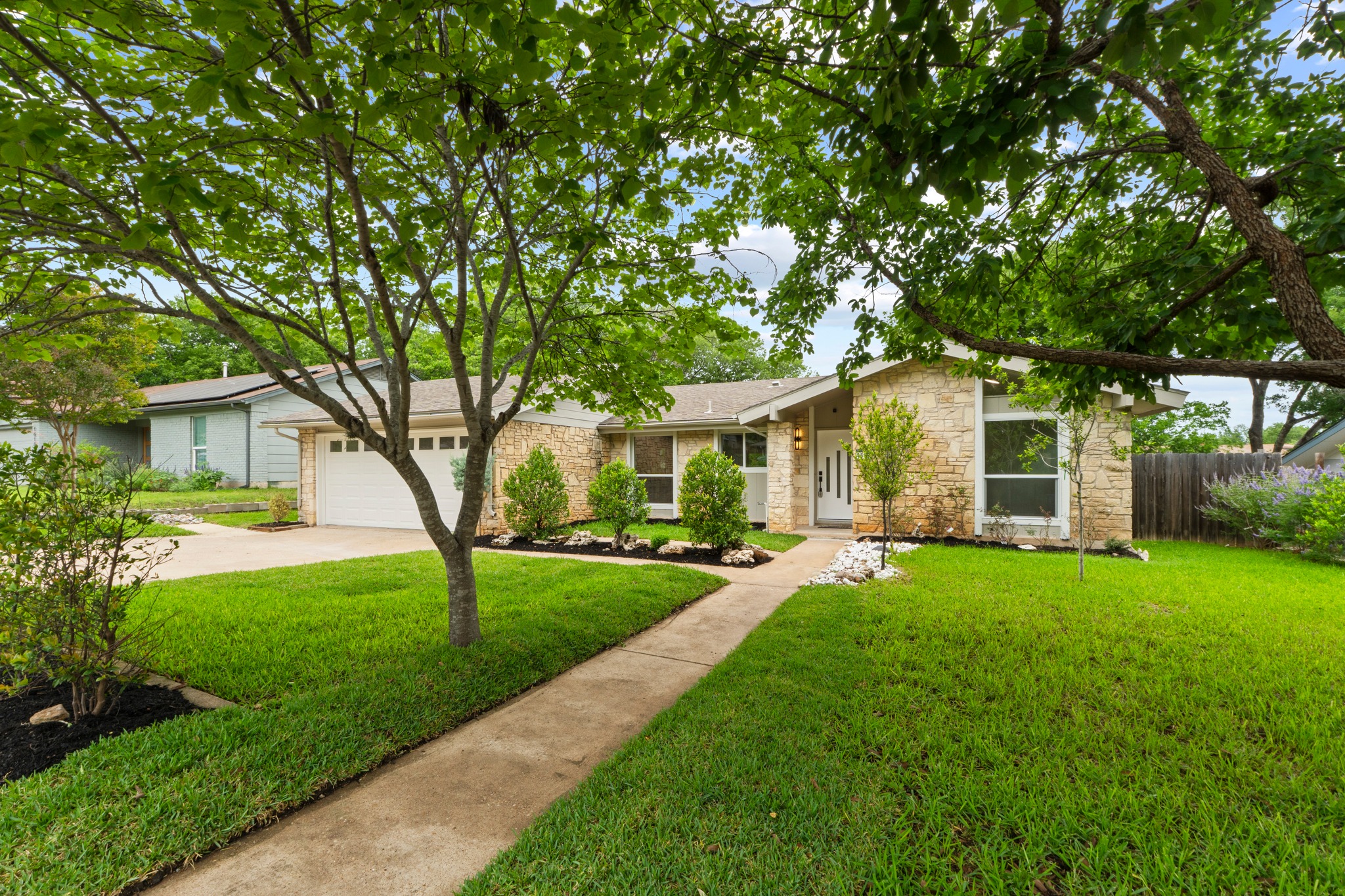 1608 Springer Ln — photo