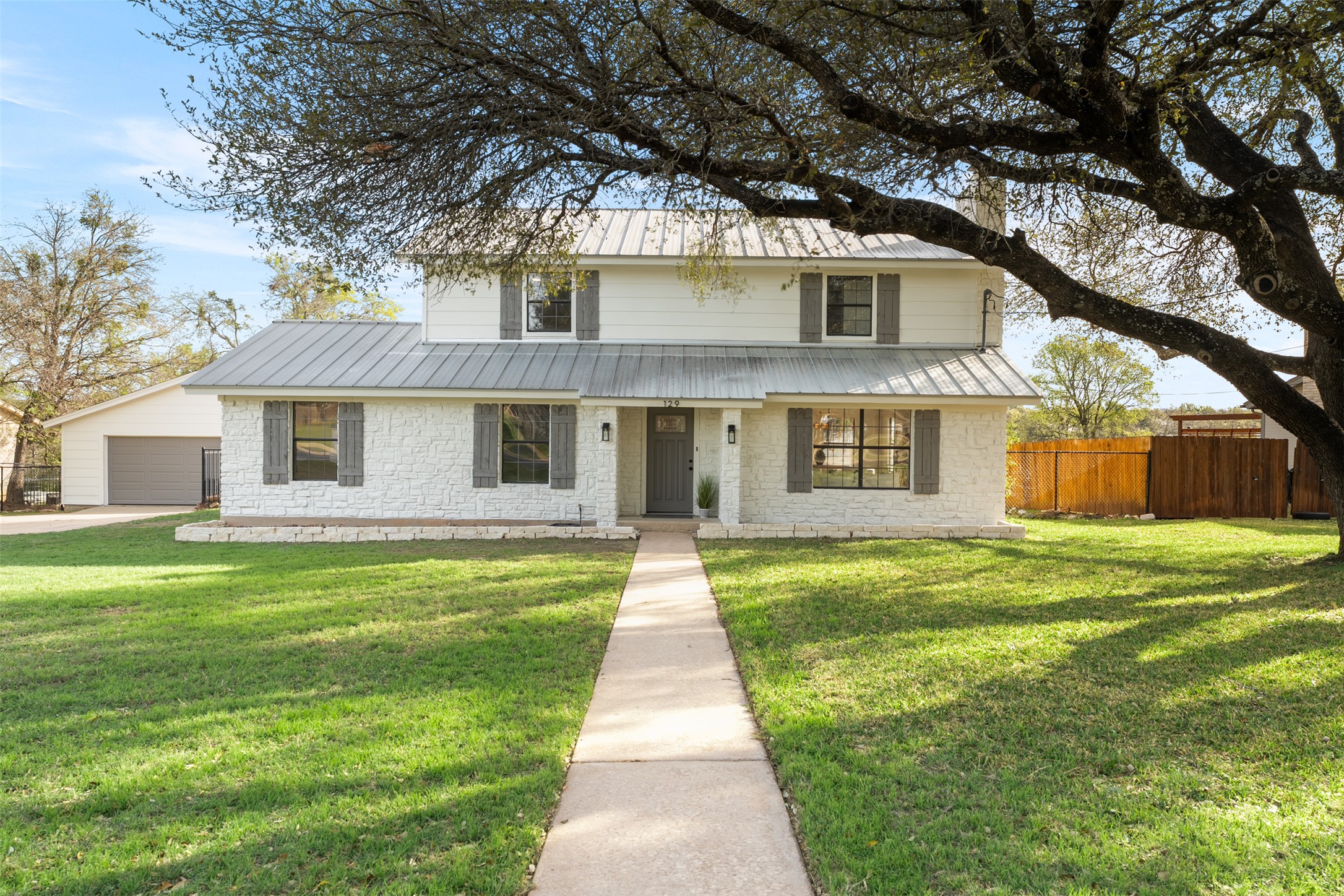 129 Ridgecrest Road, Georgetown, TX 78628 — photo 3