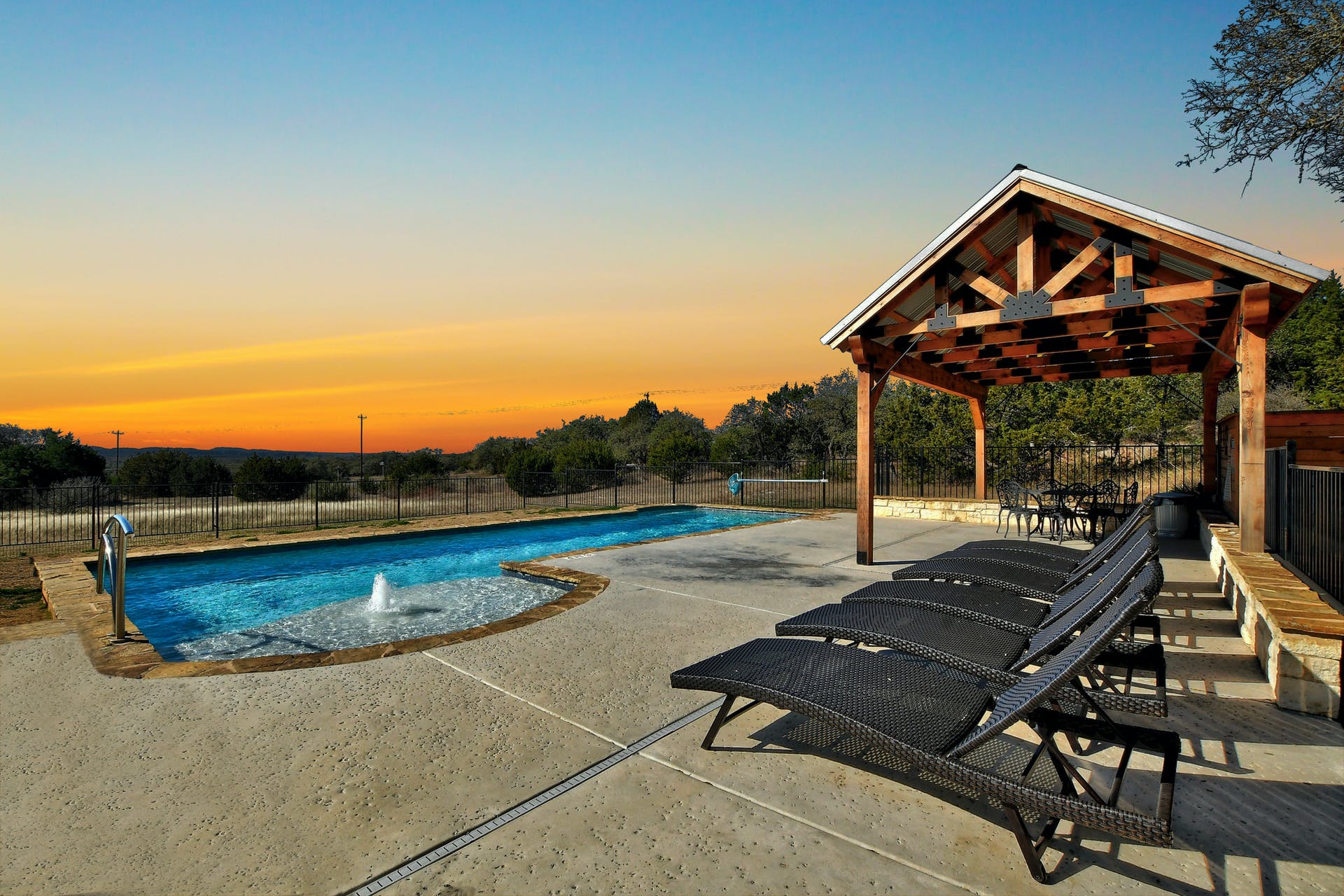 901 Thompson Ranch Road, Wimberley, TX 78676