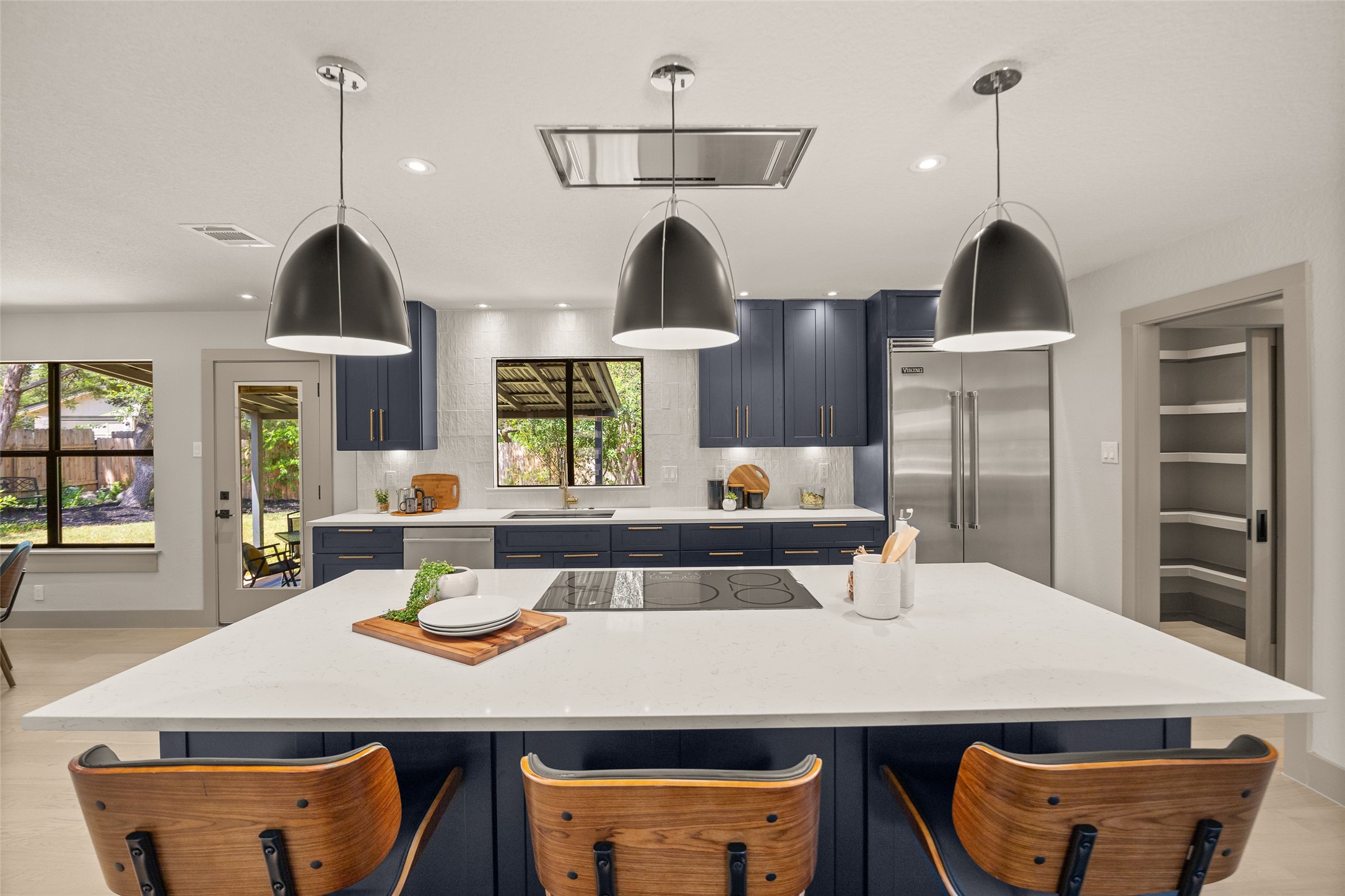 Home in Austin, TX 78748 — photo 2
