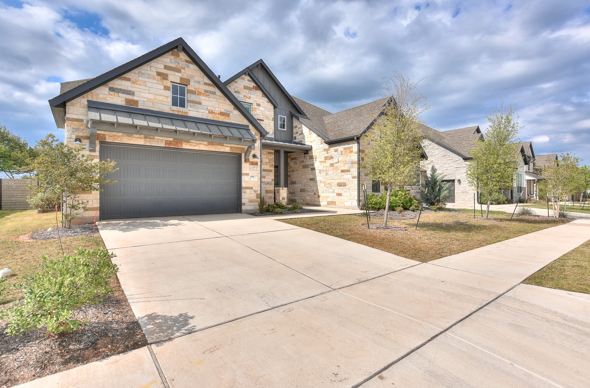 309 Wolf Ridge Road, Georgetown, TX 78628 — photo 2