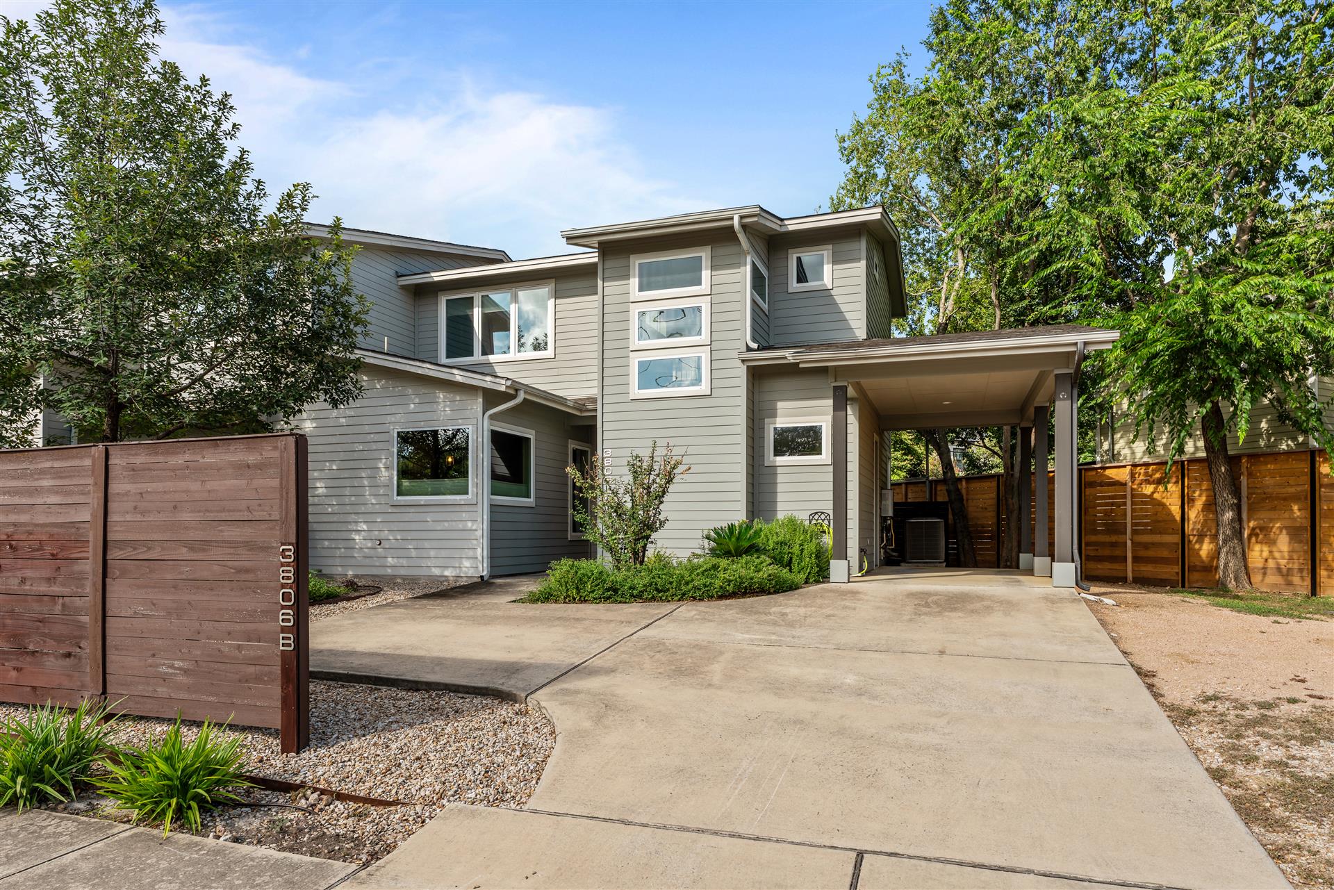 3806 Bull Creek Rd B — photo