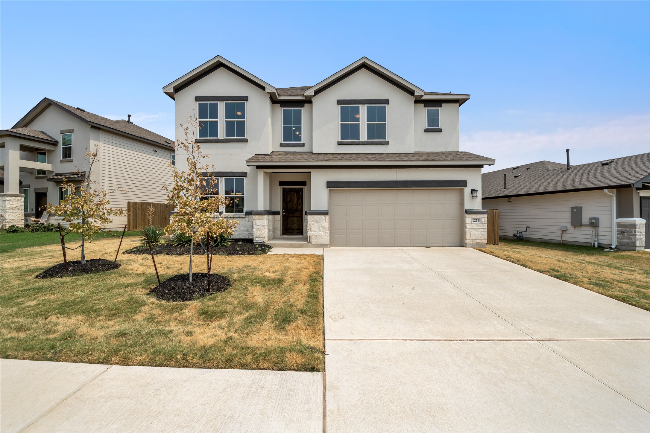 221 Comet Pointe Dr — photo