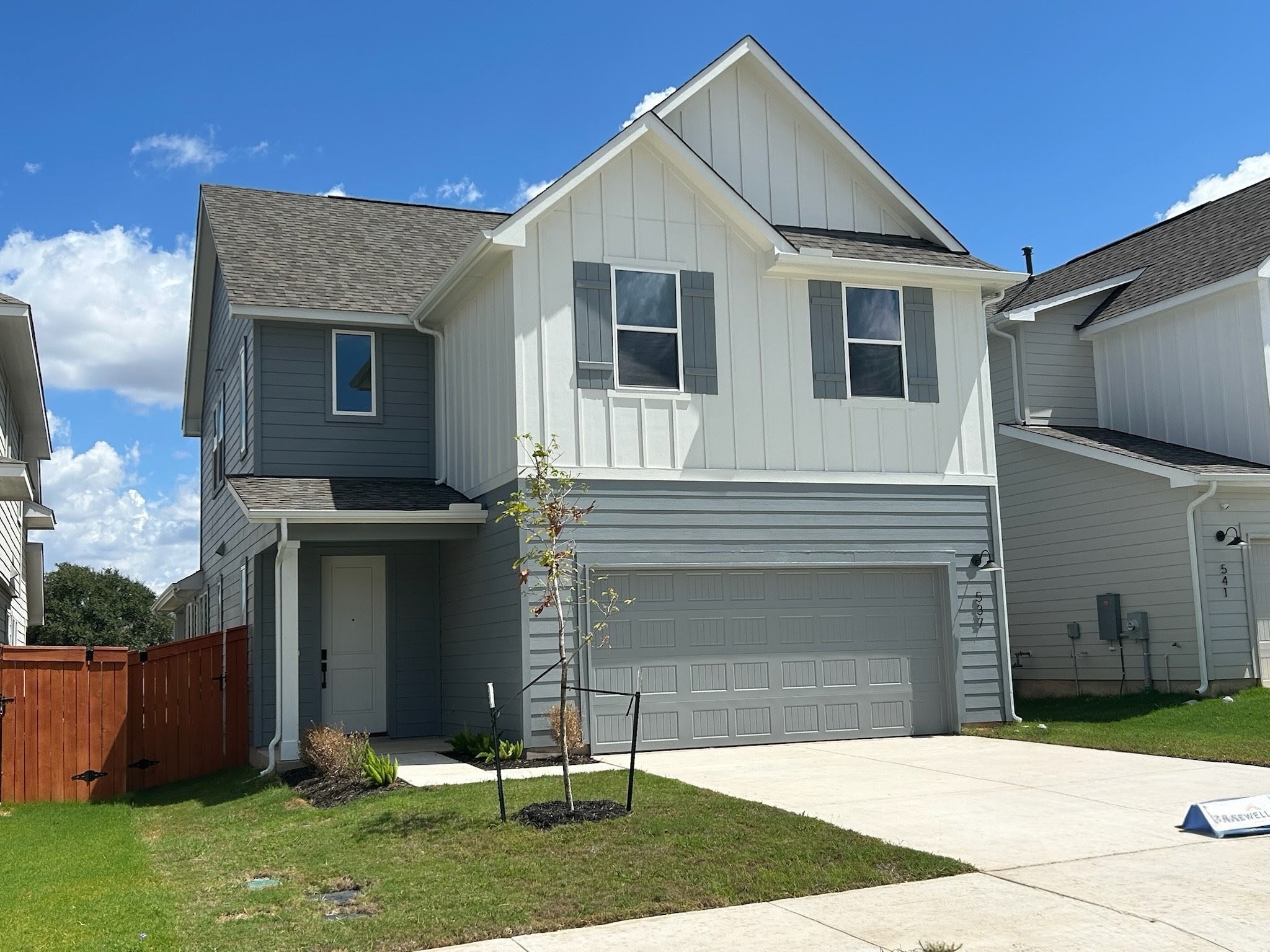 537 Bauer Loop — photo
