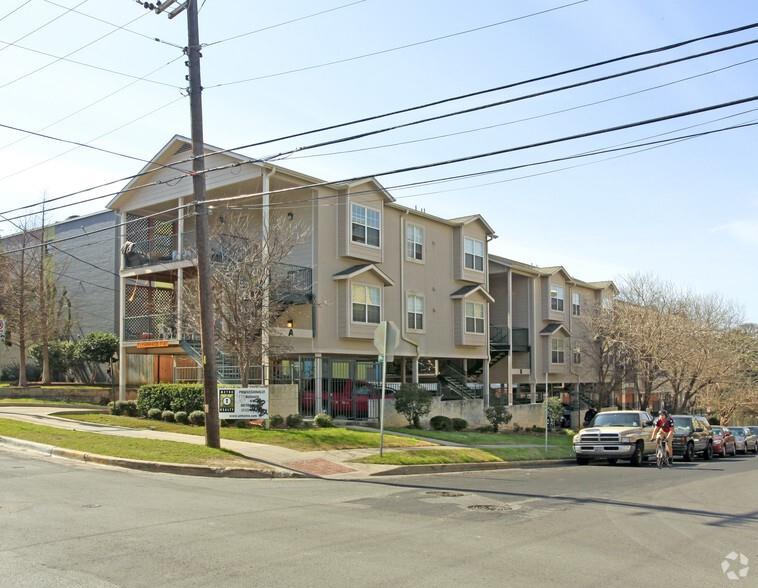 2410 Leon St Unit 103 — photo