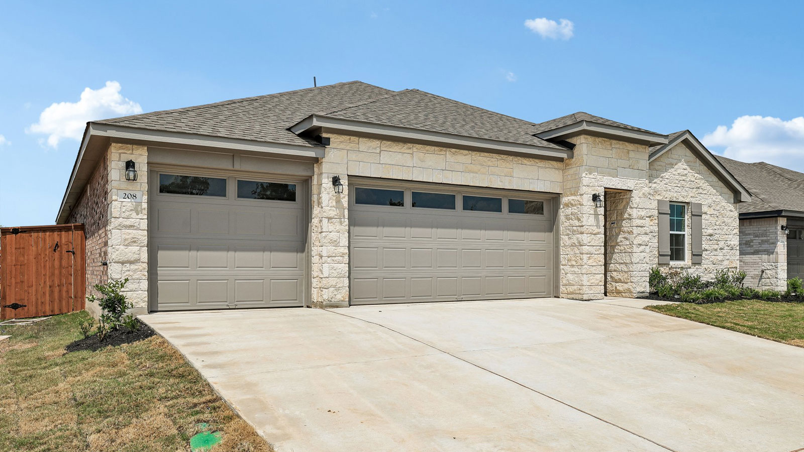 208 Rivers Edge Dr — photo