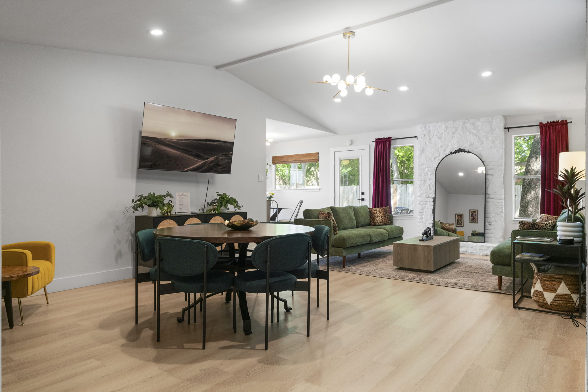 7507 Bender Dr — photo