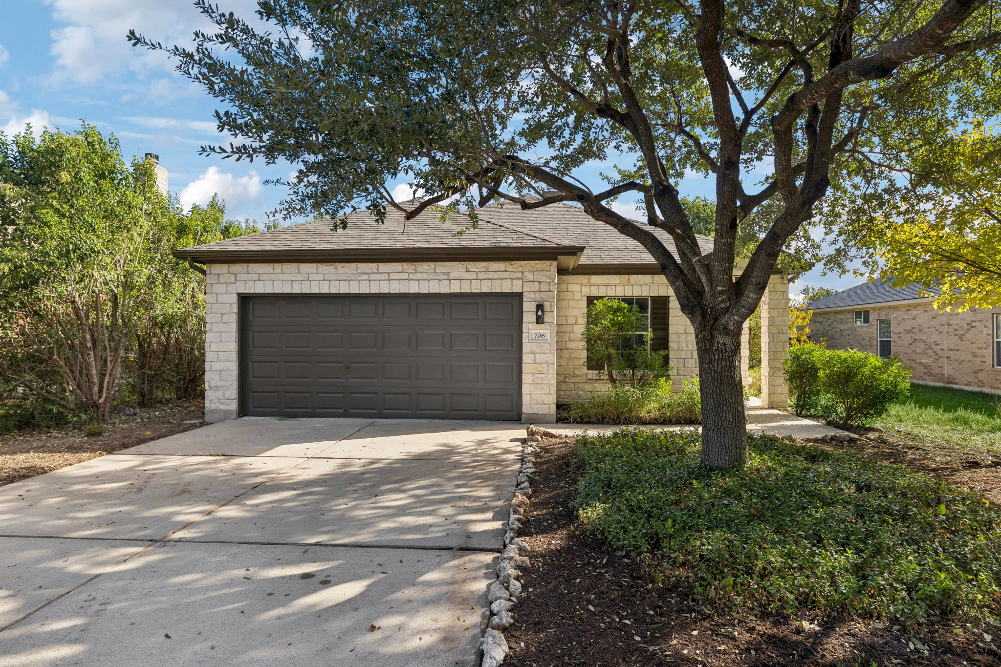 706 Estancia Way — photo