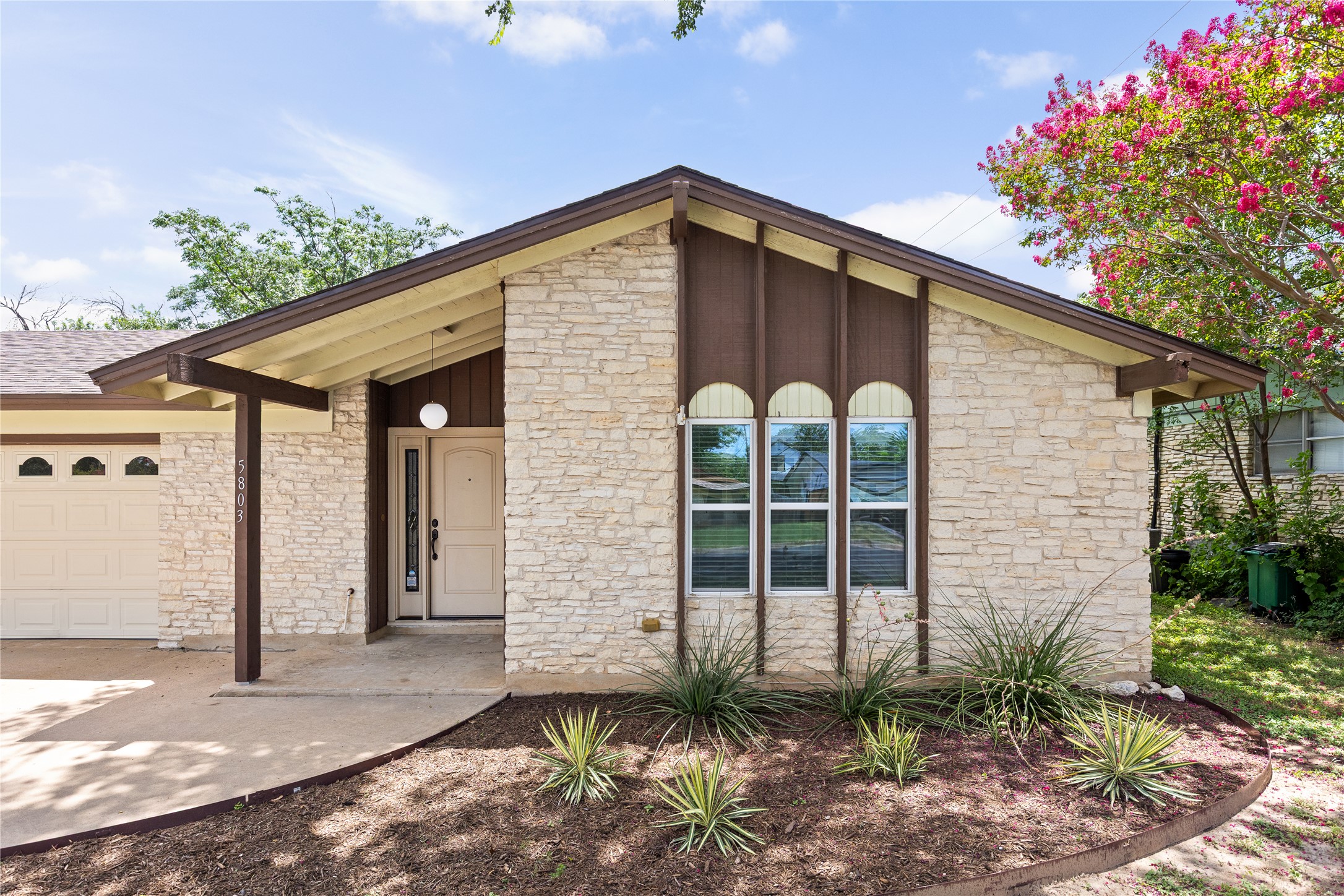 5803 Eureka Drive, Austin, TX 78745 — photo 3
