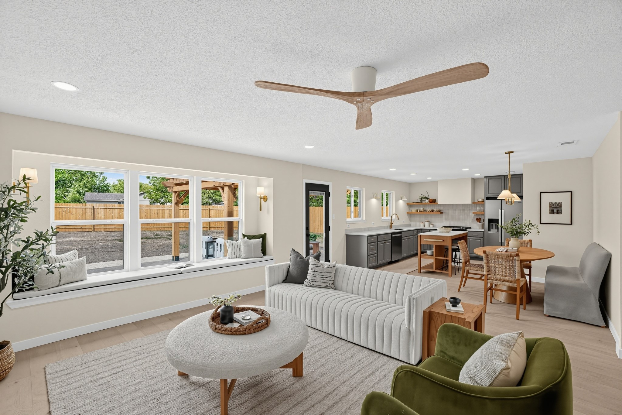6304 Cannes Cir — photo