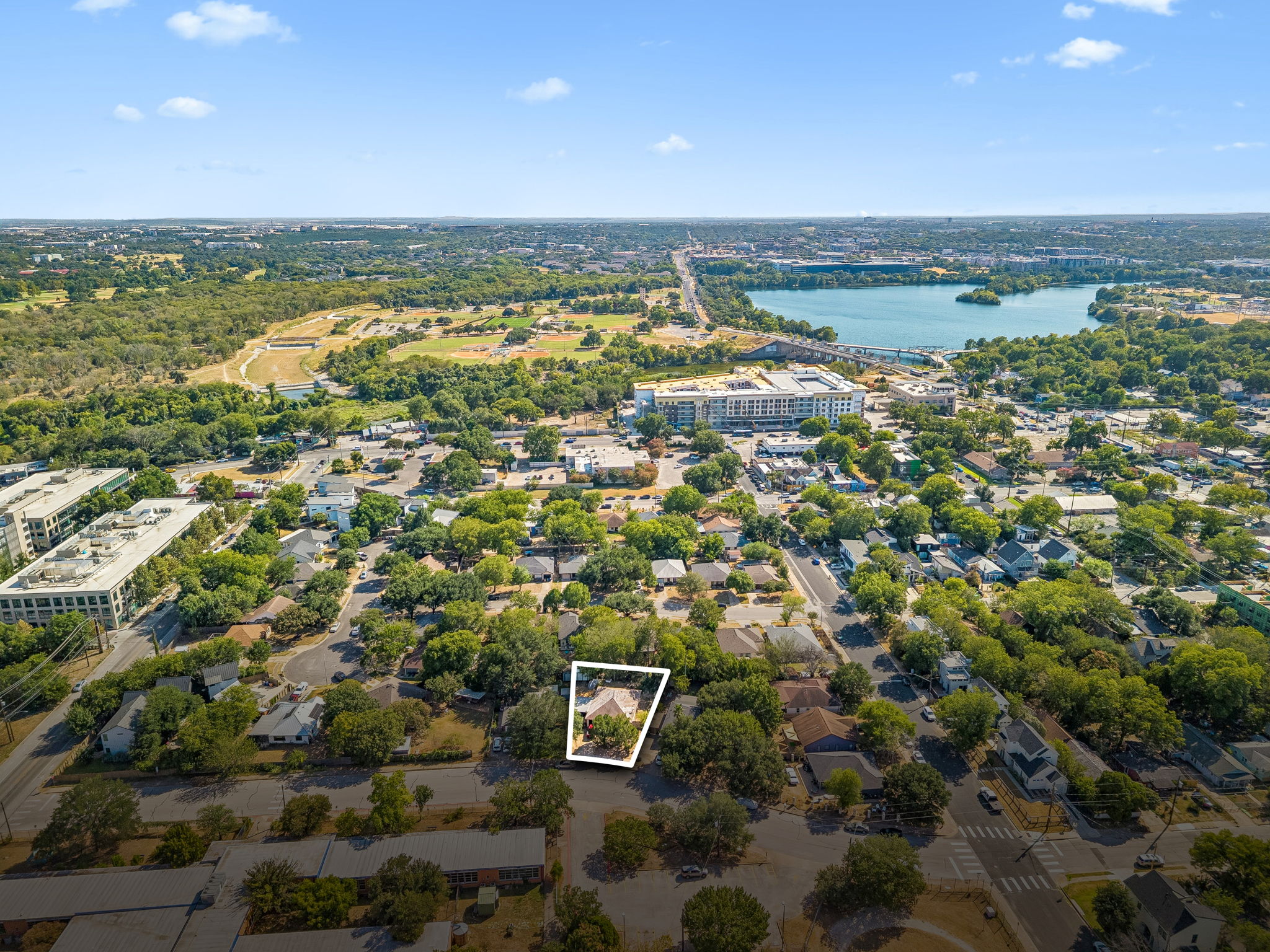 3007 E 4th Street, Austin, TX 78702 — photo 2