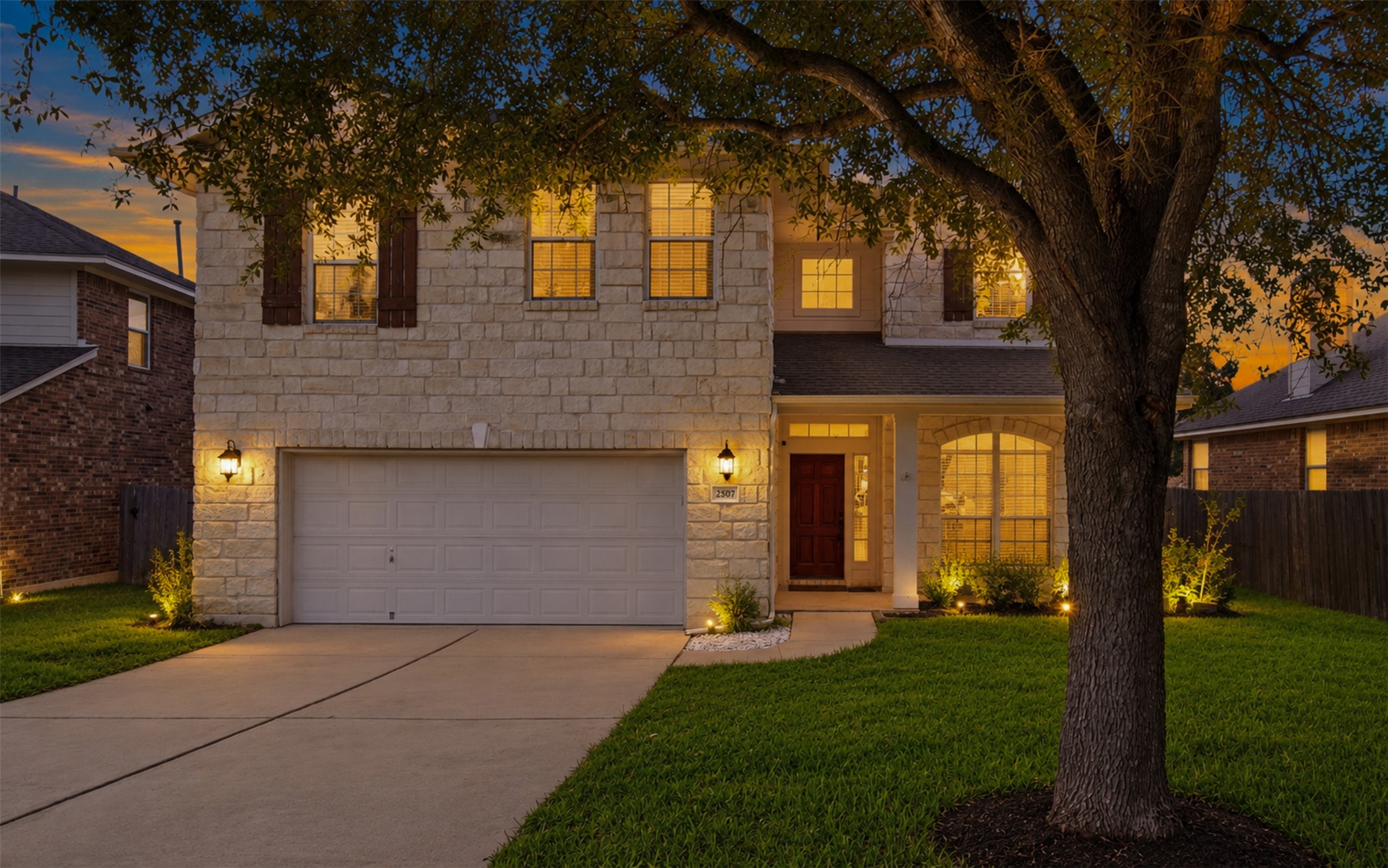 2507 Texan Dr — photo