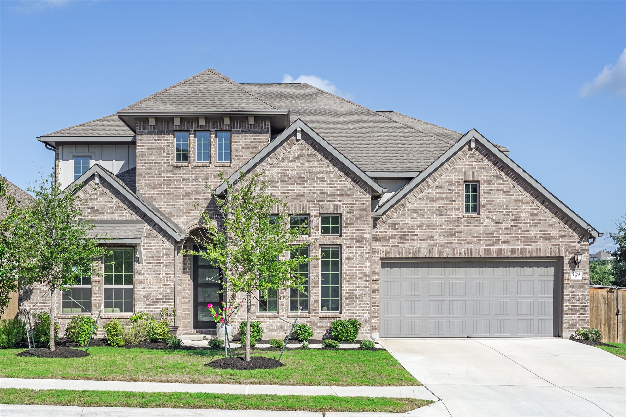 129 Shady Spring Trl — photo