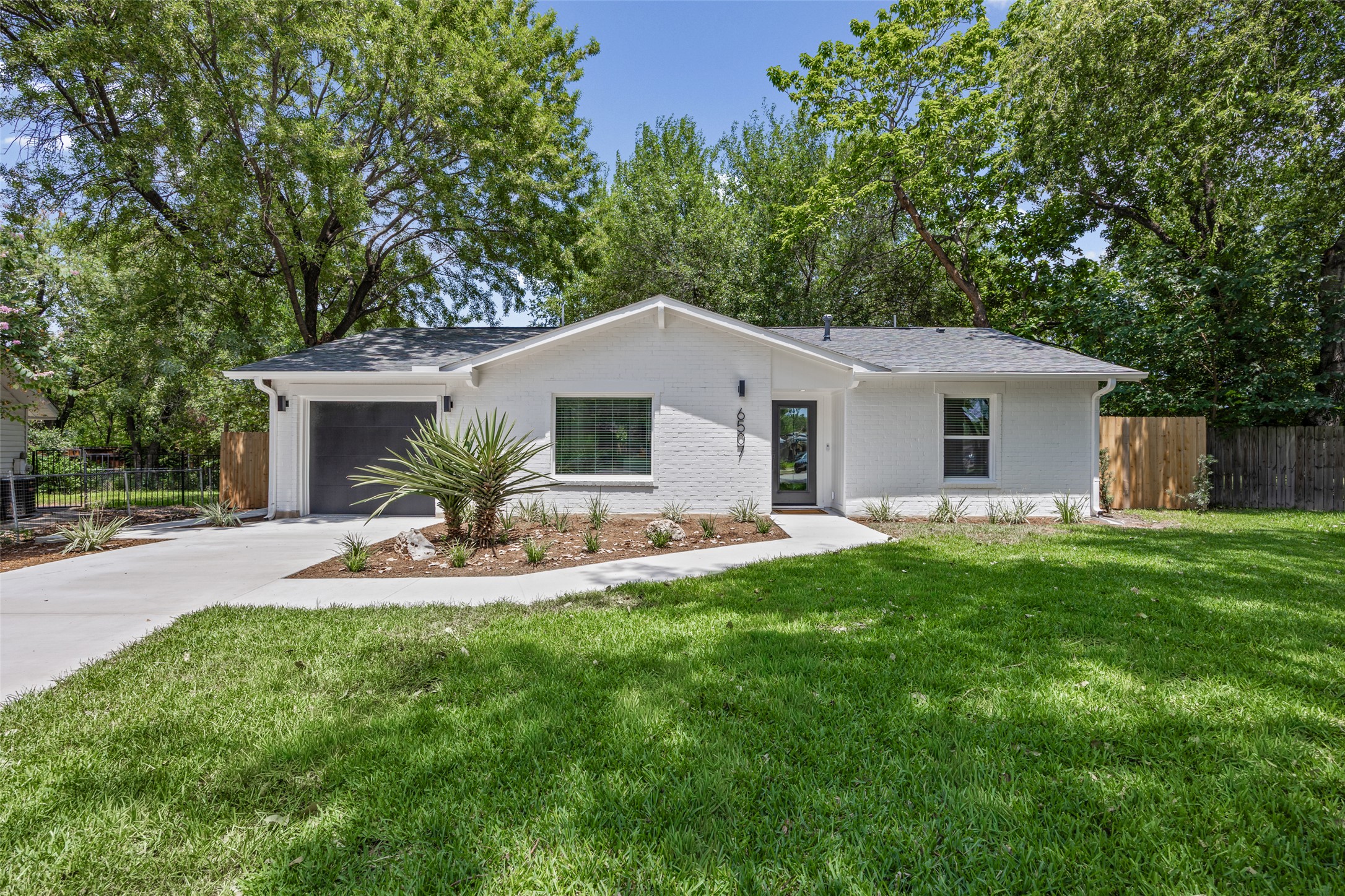 6507 Pevensey Dr — photo