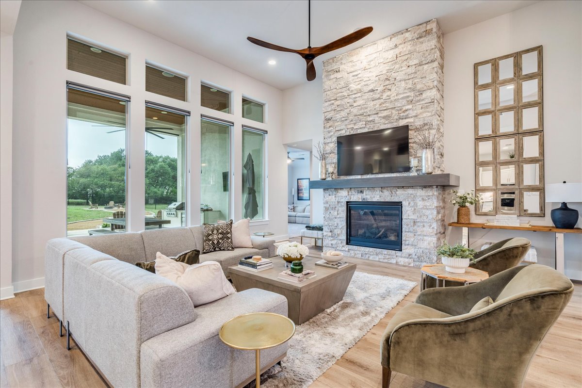 1144 Bunker Ranch Blvd — photo
