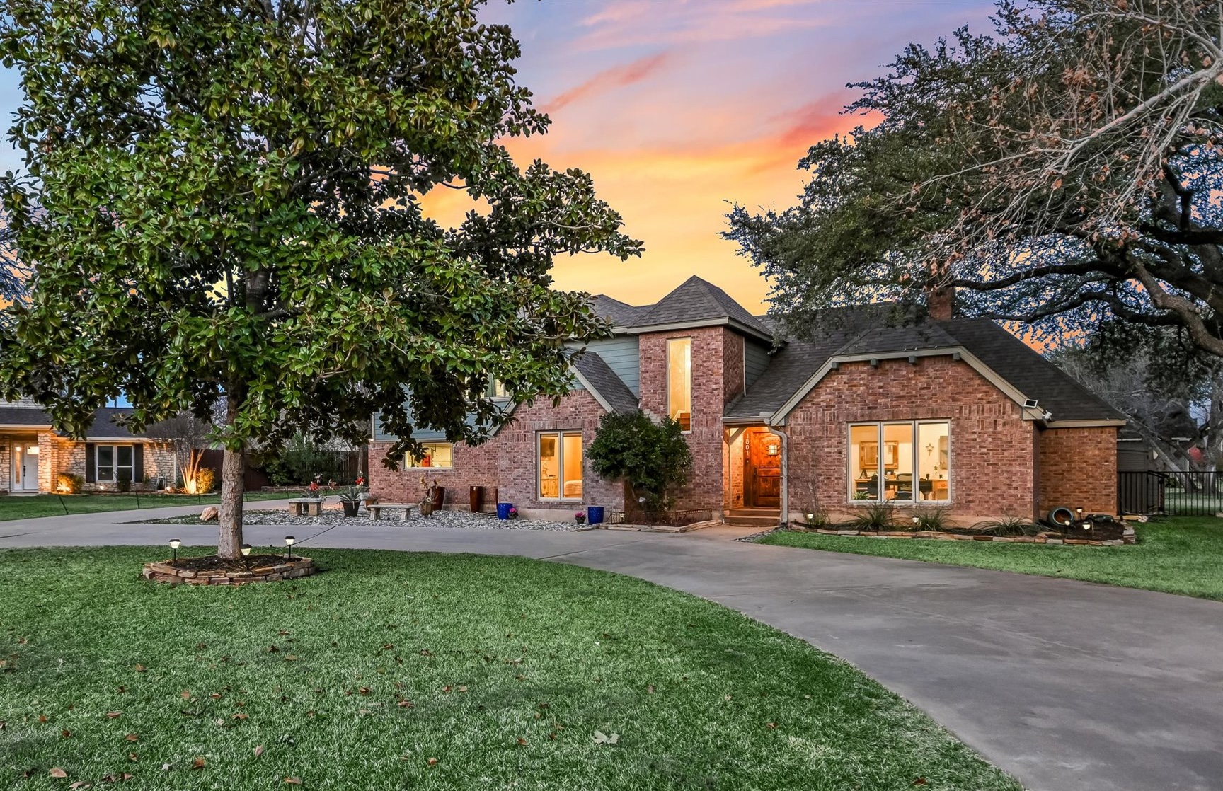 1801 Sun Lake — photo