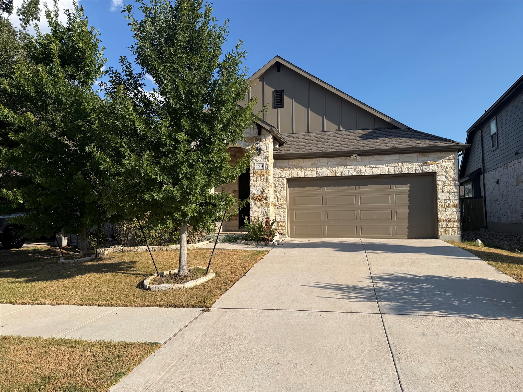 1504 Sibley Way — photo