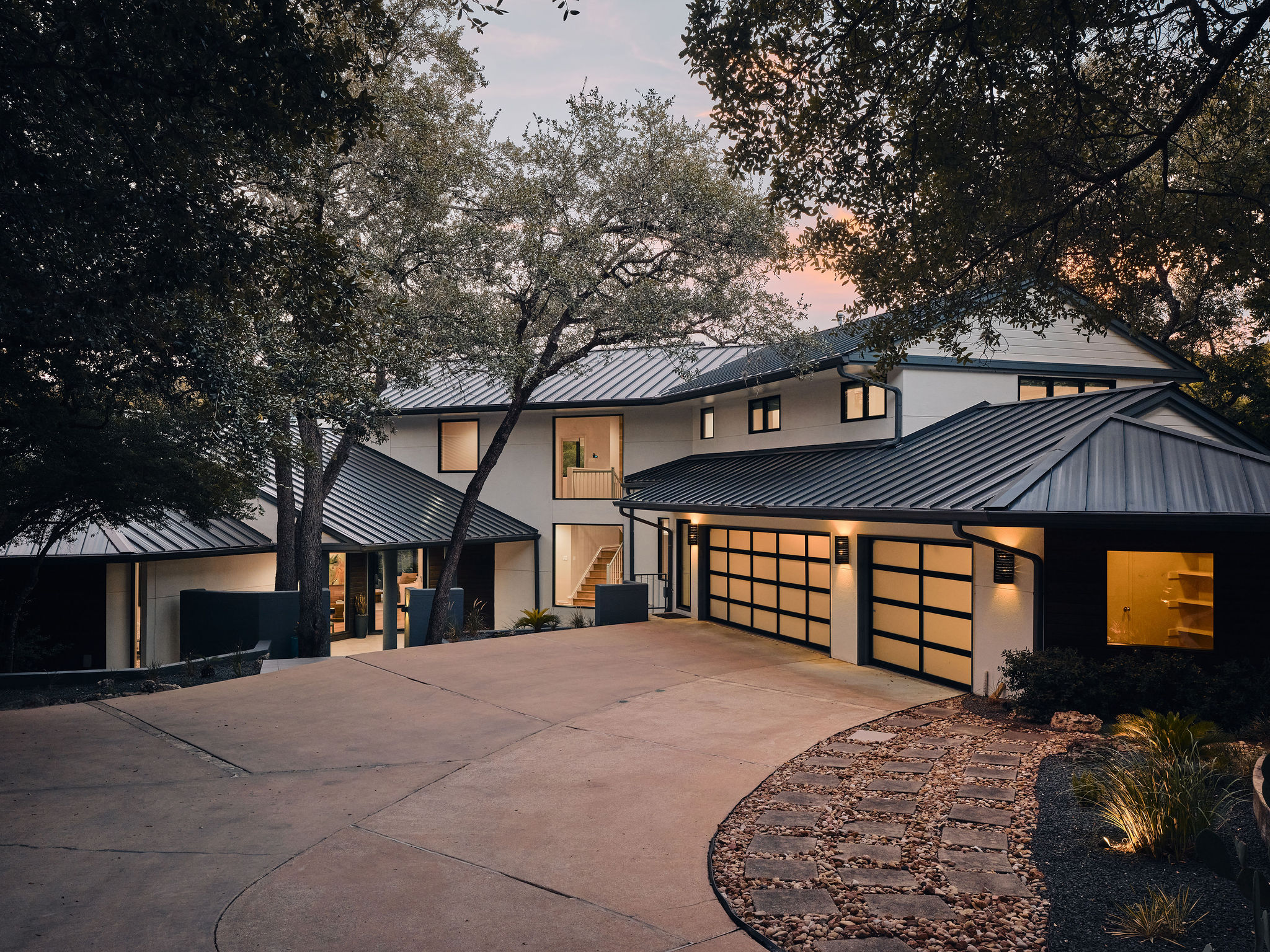 3200 Three Rivers Dr — photo