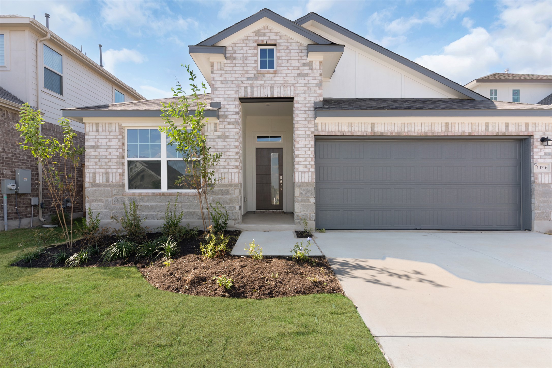 25524 Flora Bella Ln — photo
