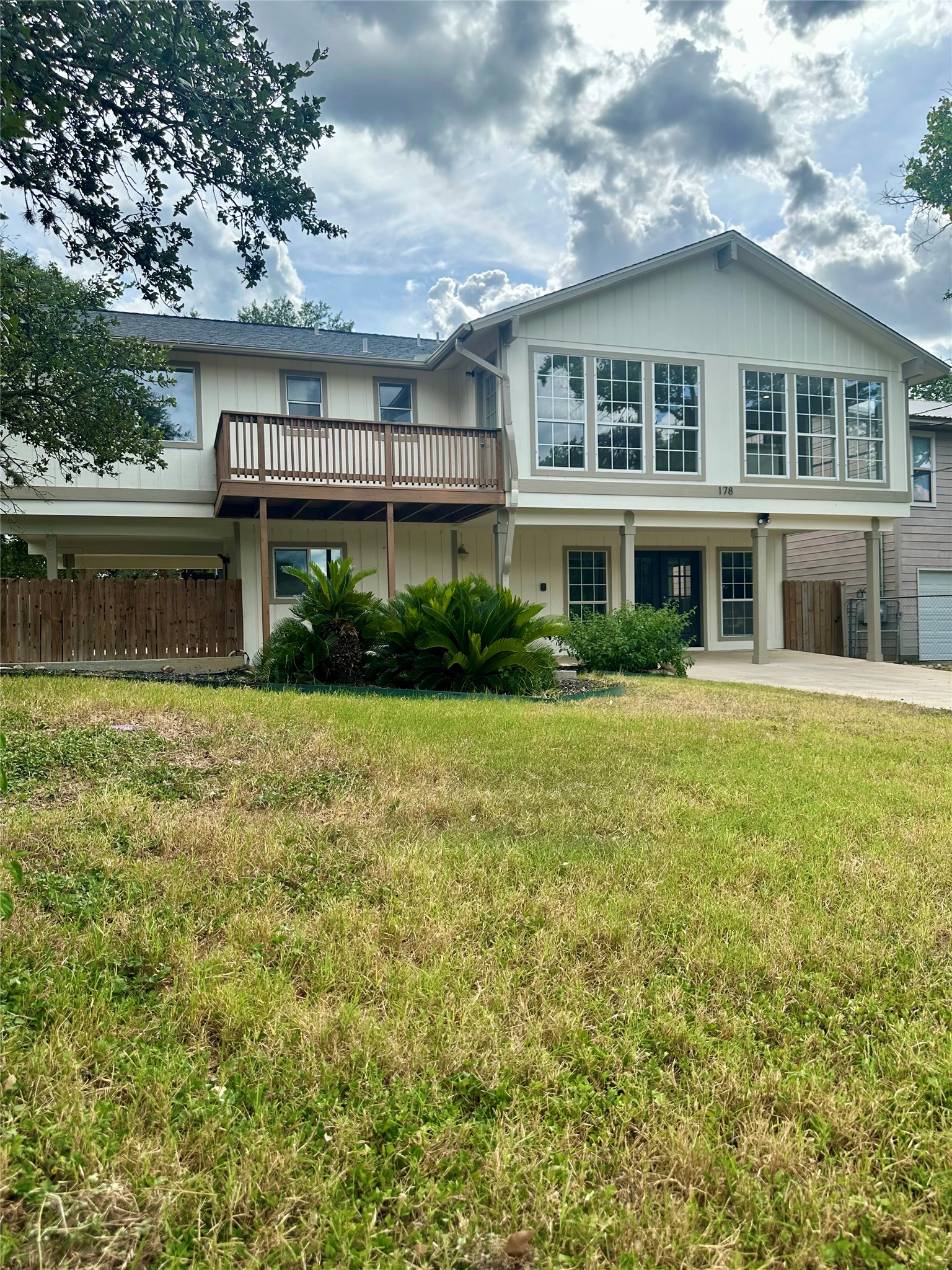 178 Mary Ann Dr — photo