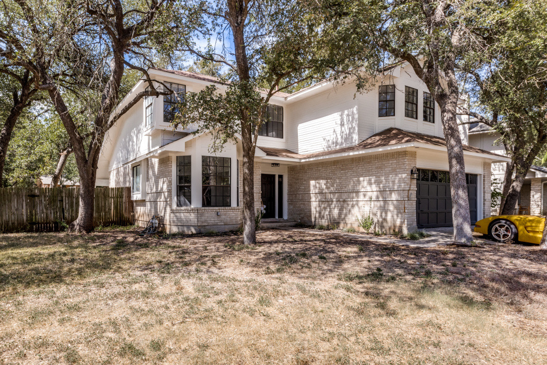 8001 Boneta Trl — photo
