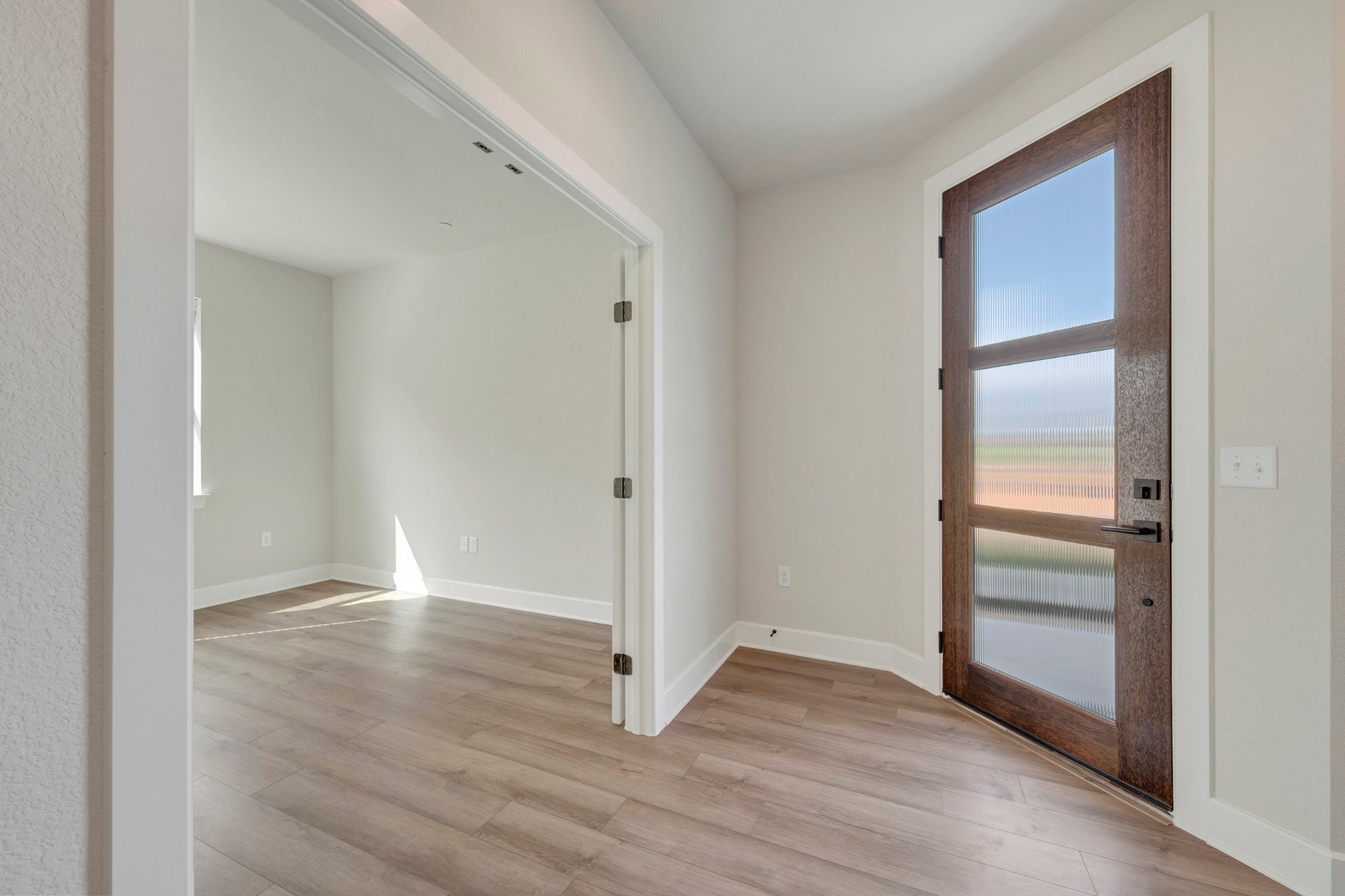 1017 Brickell Loop, Austin, TX 78744 — photo 3