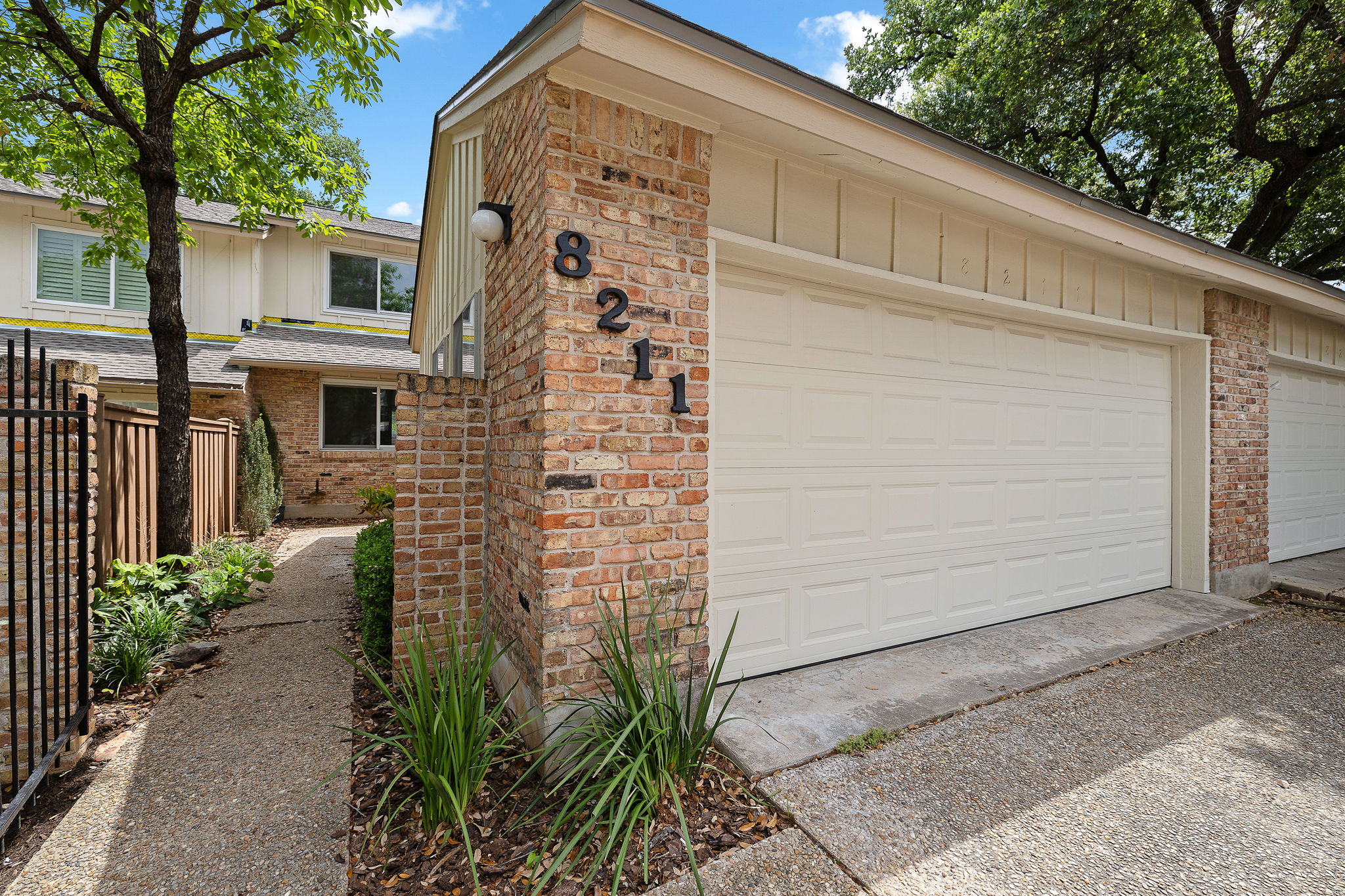 8211 Greenslope Dr — photo