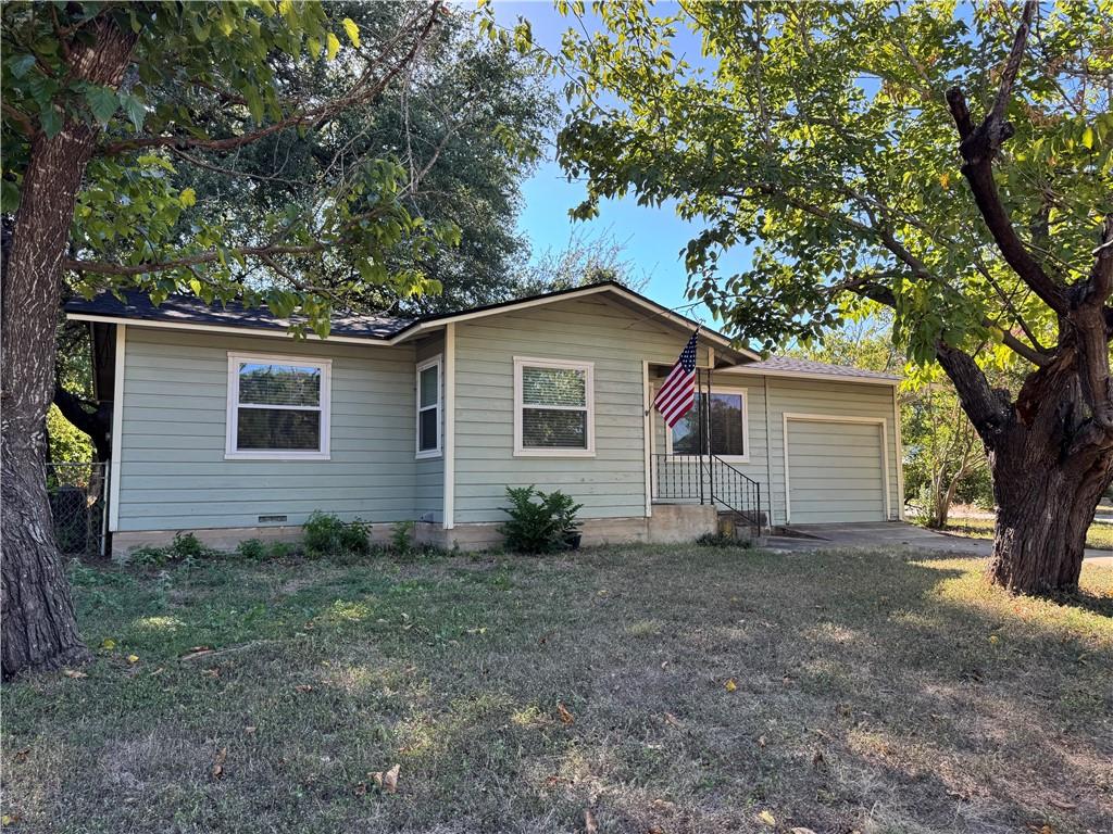 22 Park Ln — photo