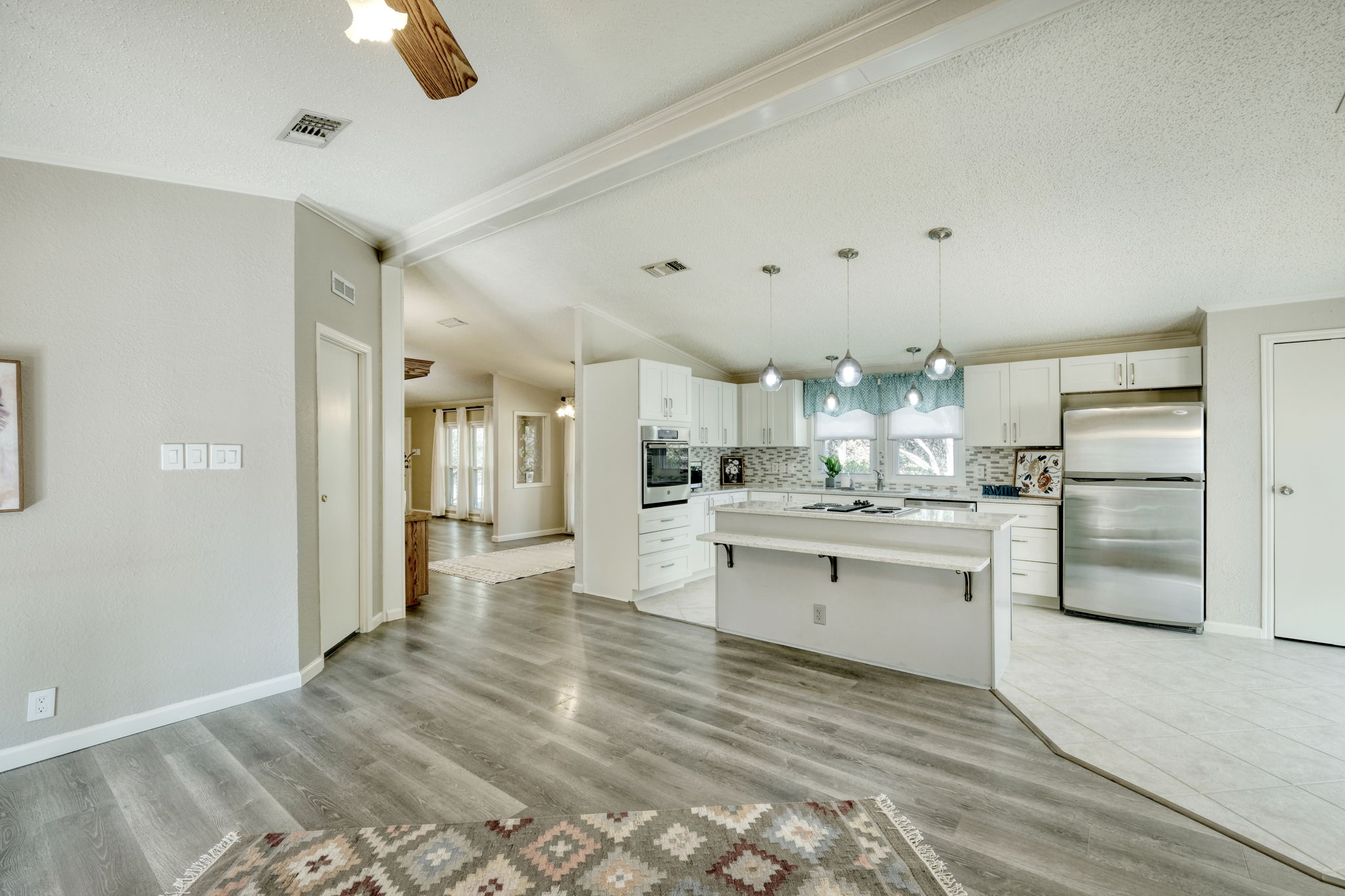 21405 Cherry Hollow CV — photo