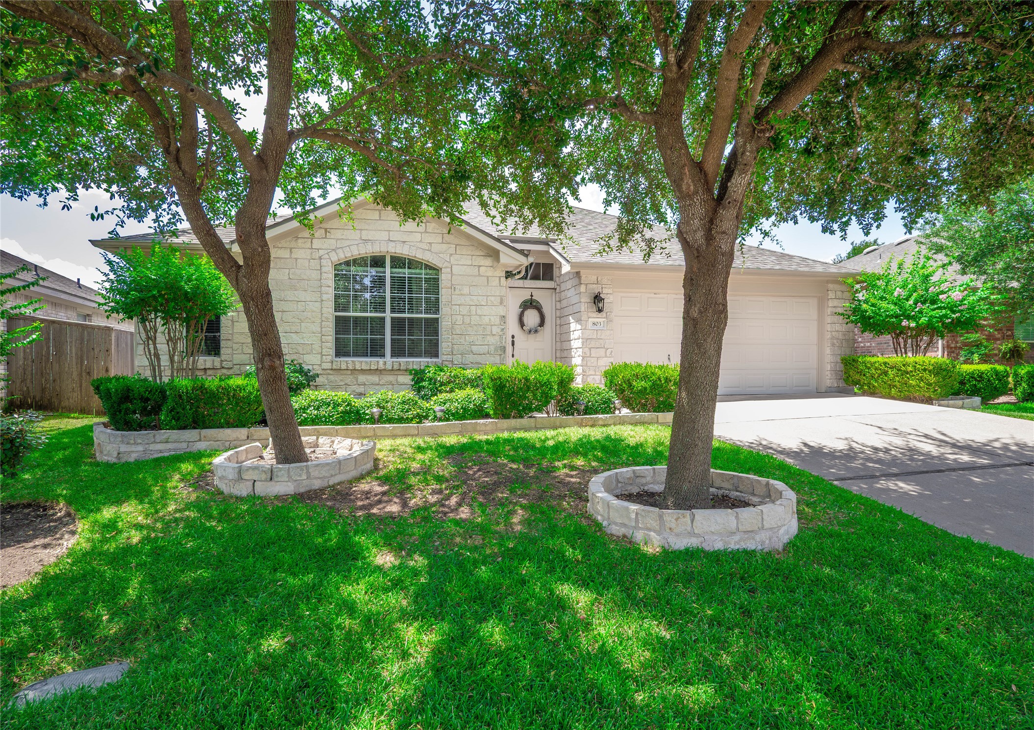 803 Broken Trace Ct — photo