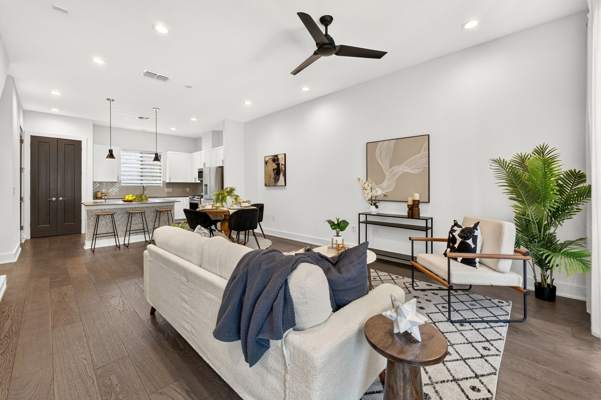 3700 Clawson Rd 603 — photo