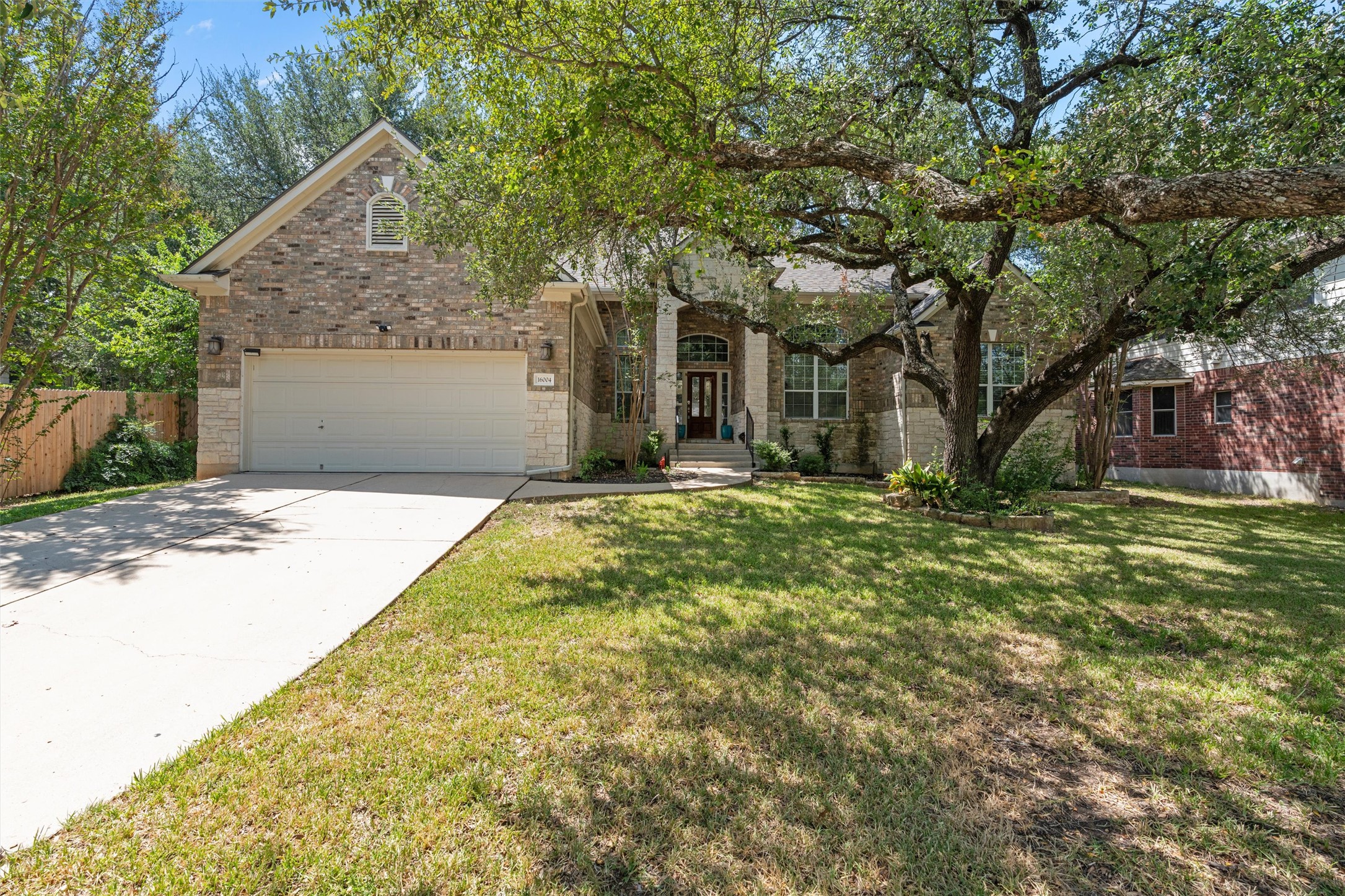 16004 Double Eagle Dr — photo