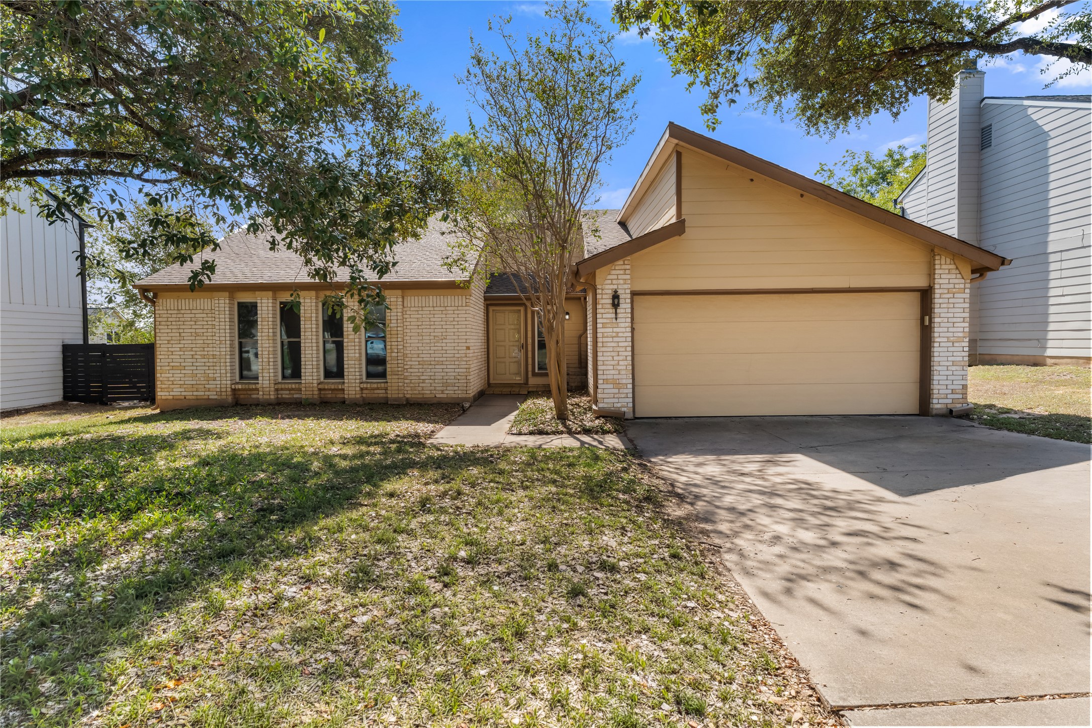 11803 Hyacinth Dr — photo