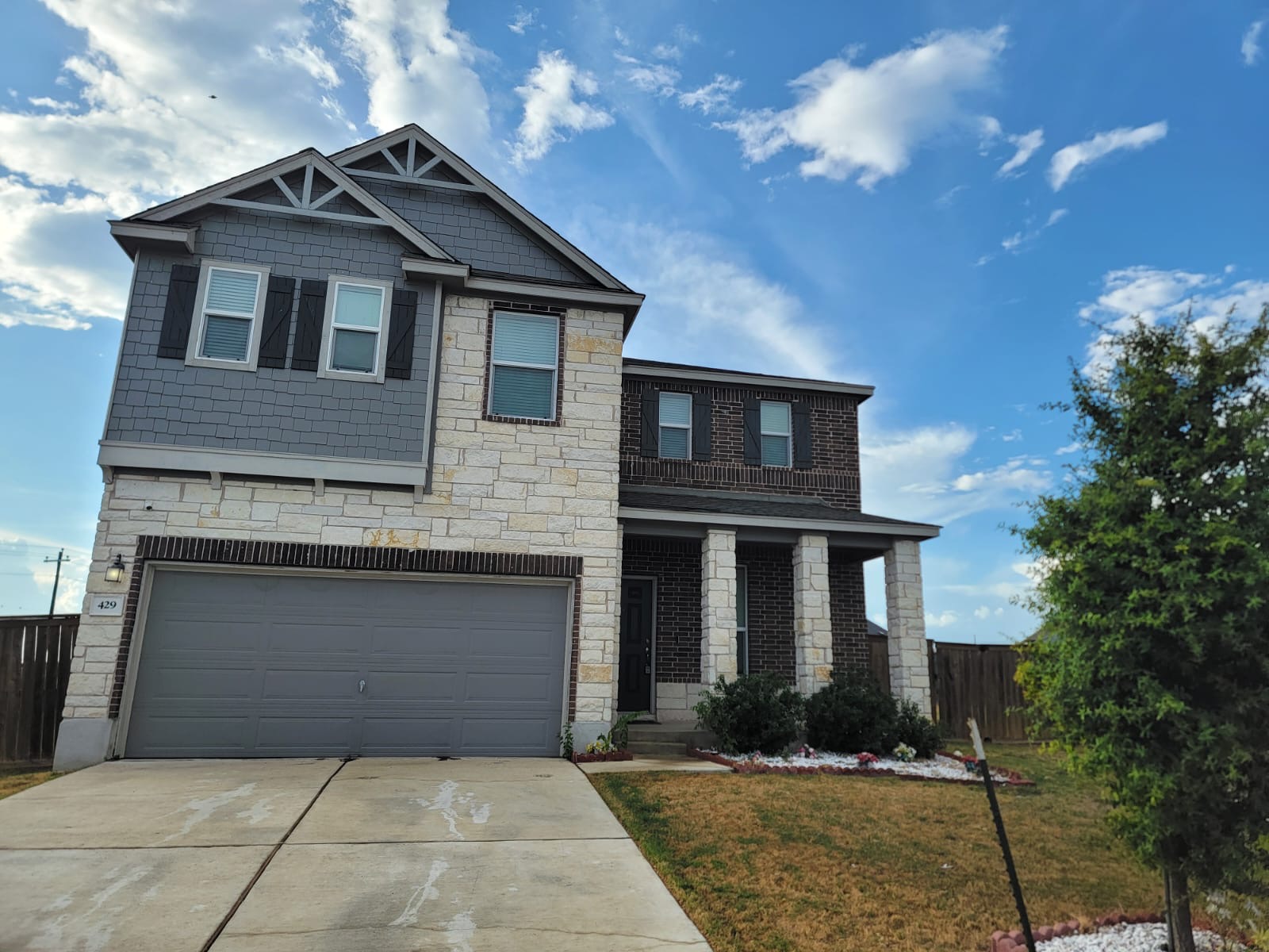 429 Unforgiven Ln — photo