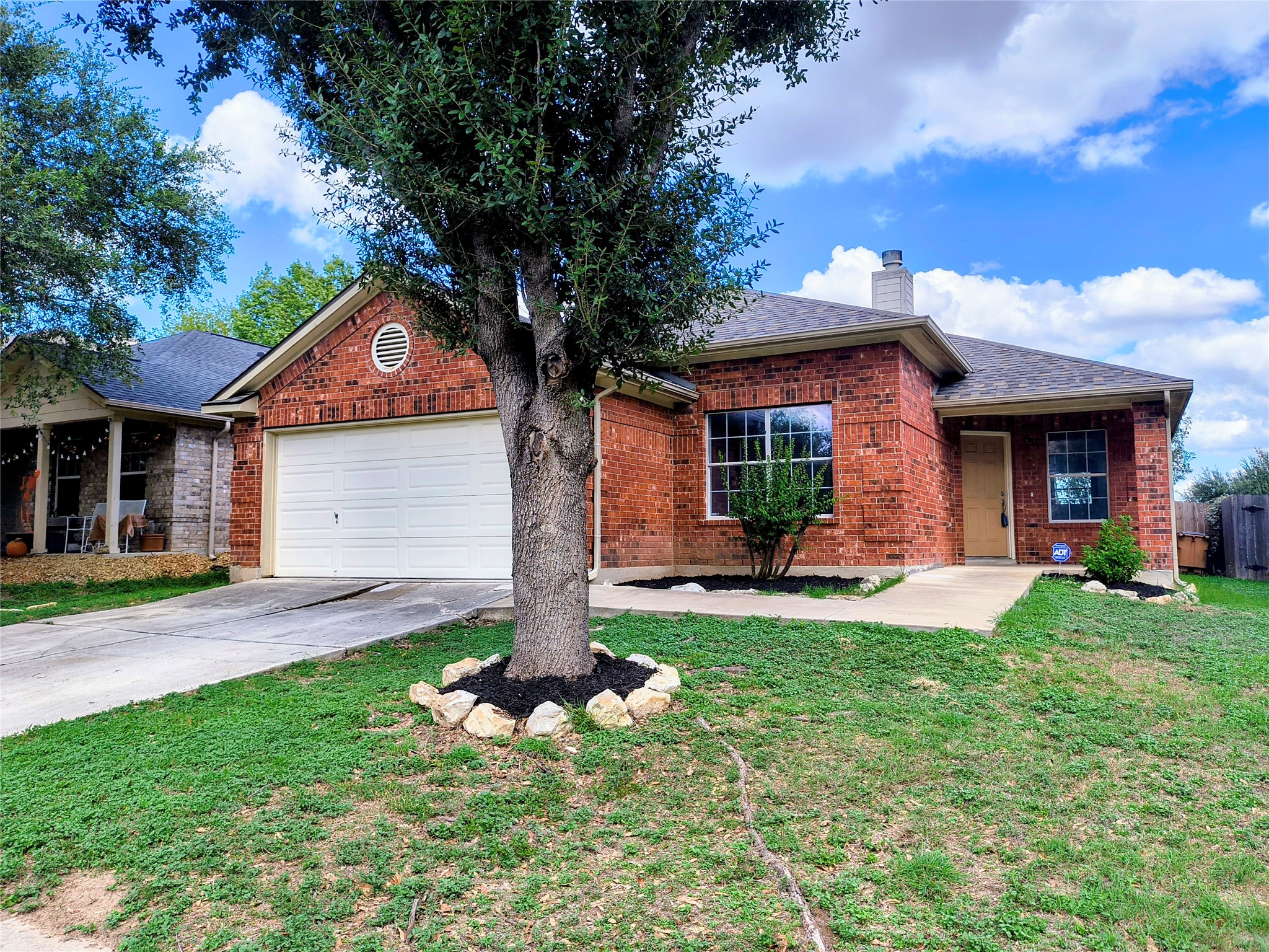 9213 Pioneer Forest Dr — photo