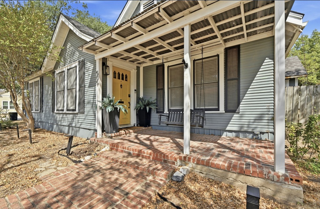 Home in Luling, TX 78648 — photo 3