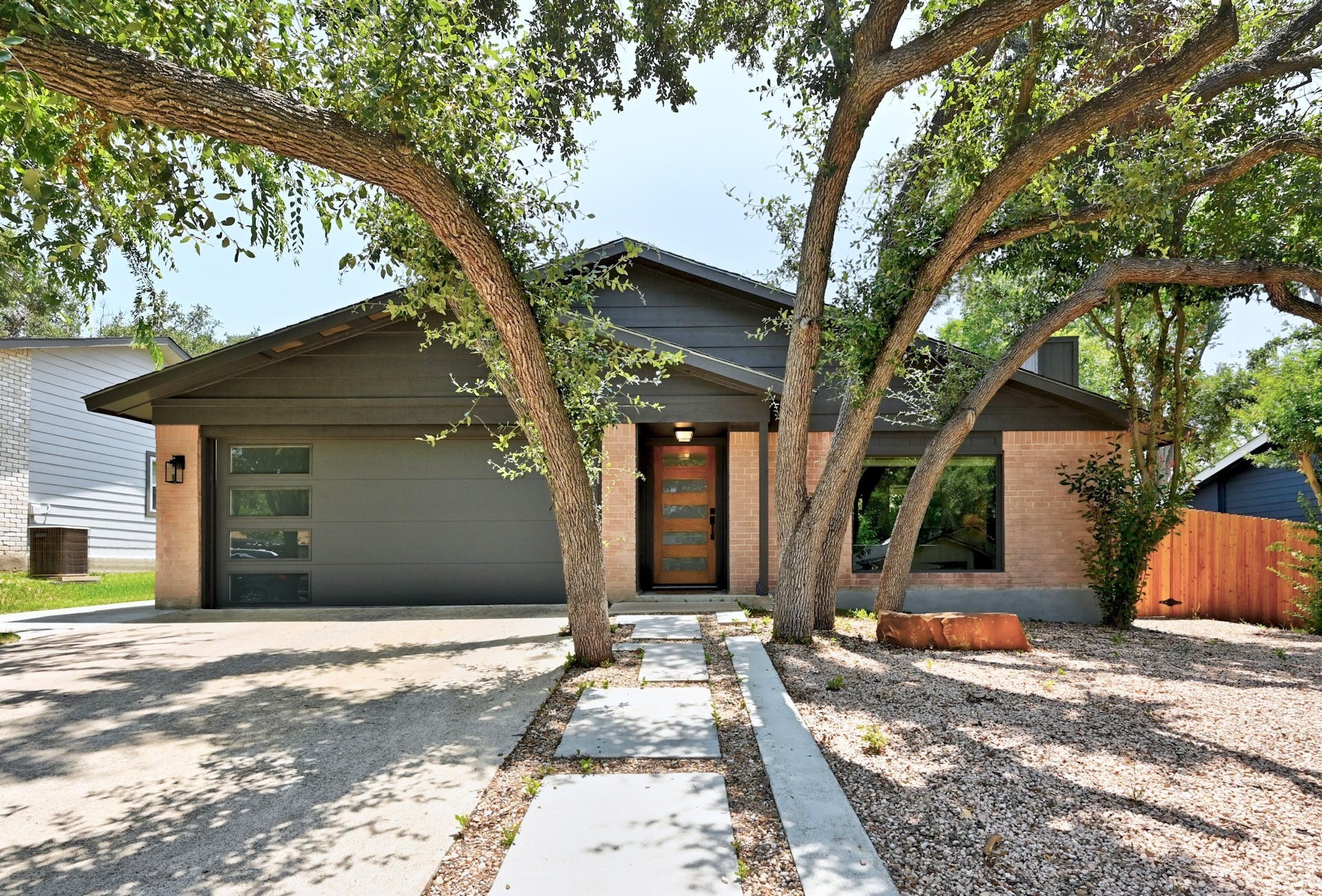 2603 Burly Oak Dr — photo