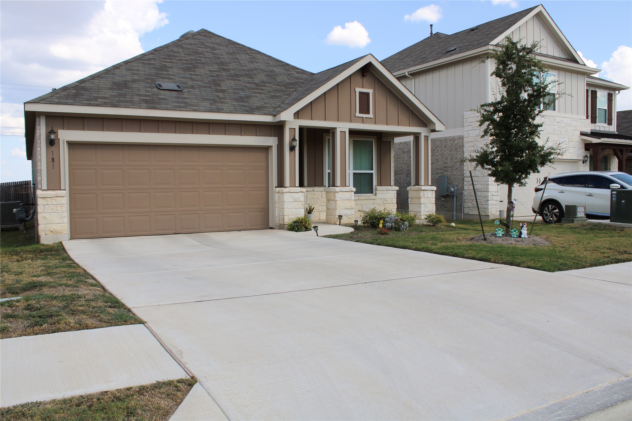 181 Tree Nut Loop, Buda, TX 78610 — photo 2