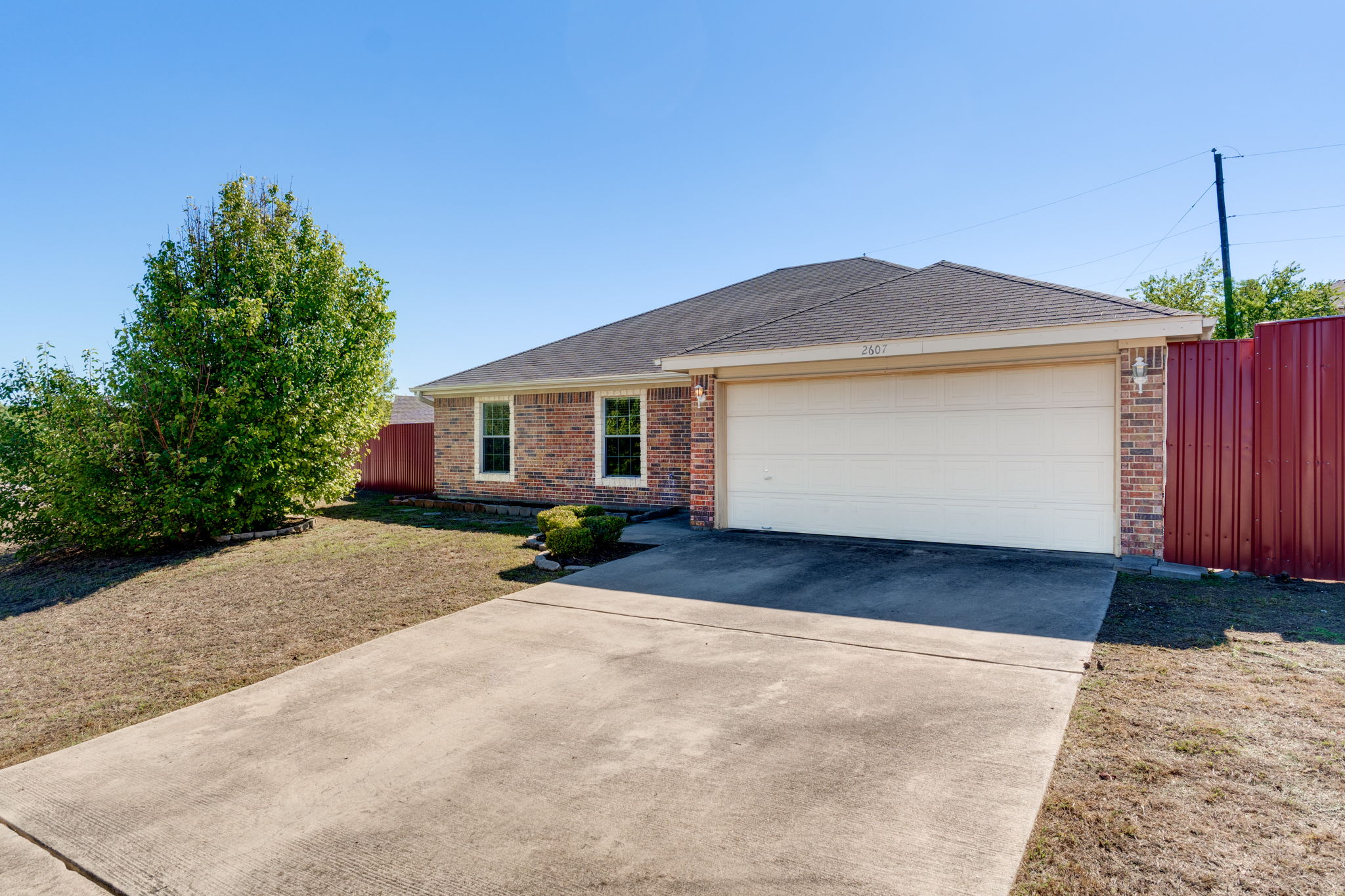 2607 Curtis Dr — photo