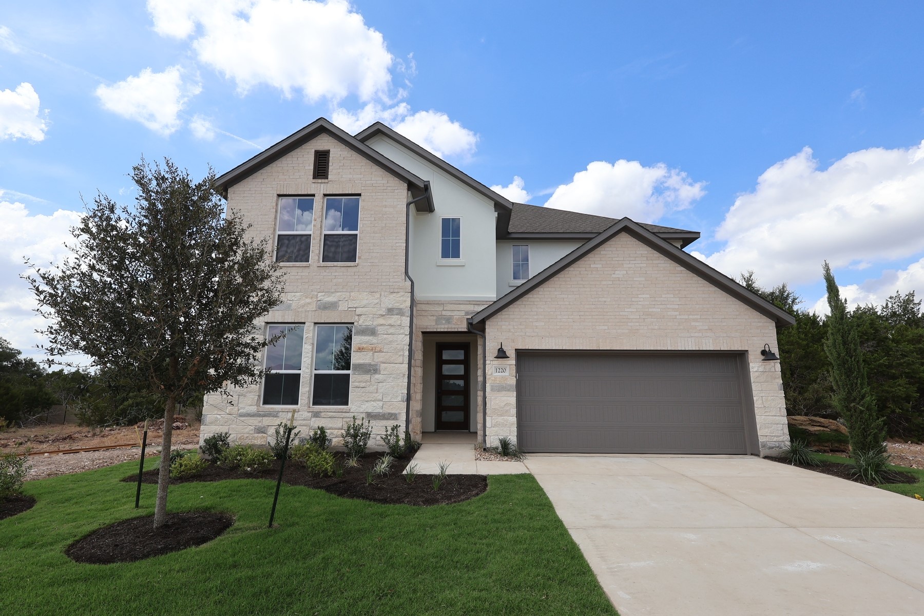 1220 Blue Moon Drive — photo