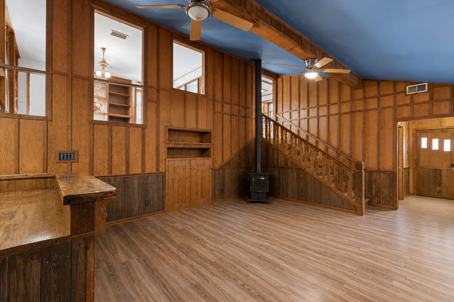 1503 Kingsoak Dr — photo